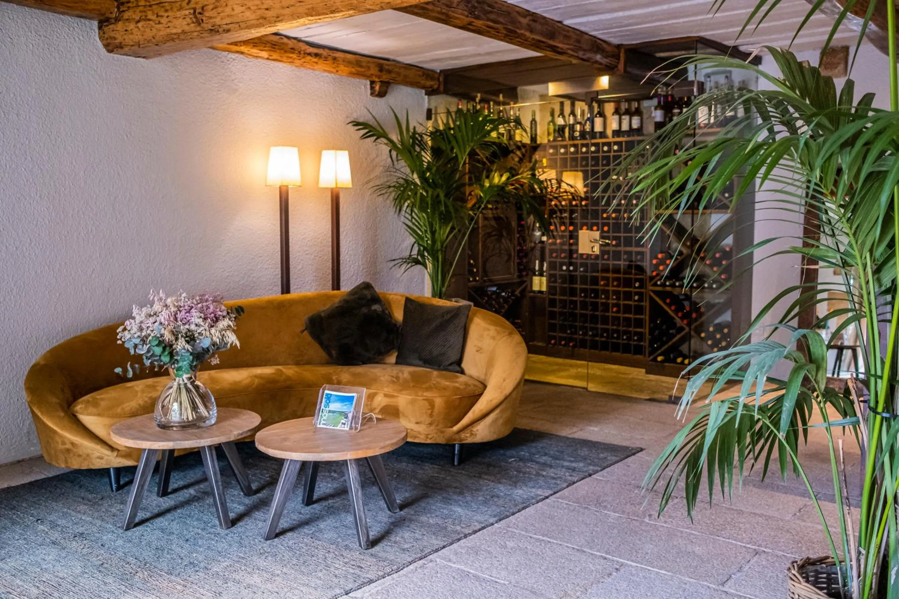 Restaurant/places to eat in Hotel Mas Solà