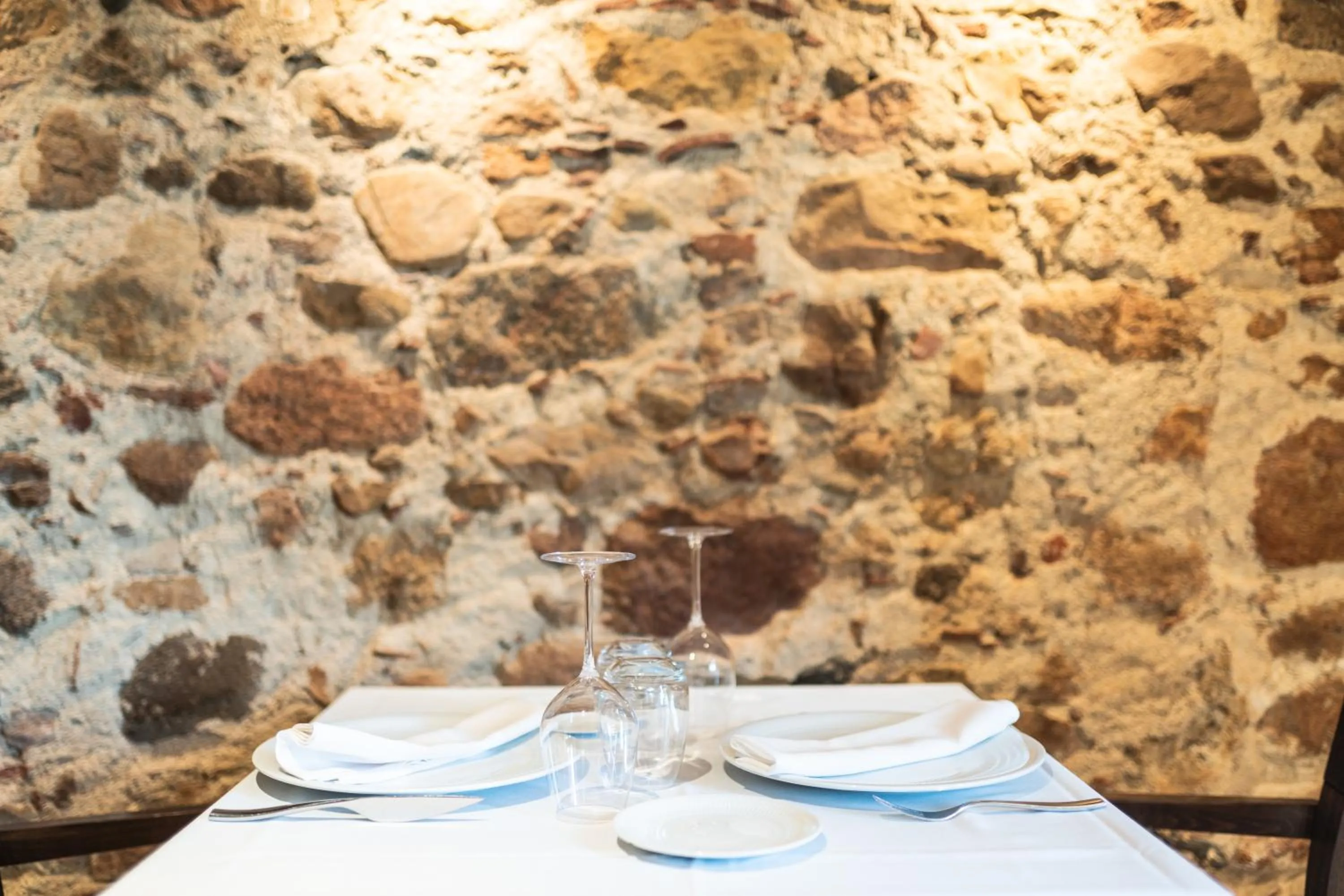 Restaurant/places to eat in Hotel Mas Solà