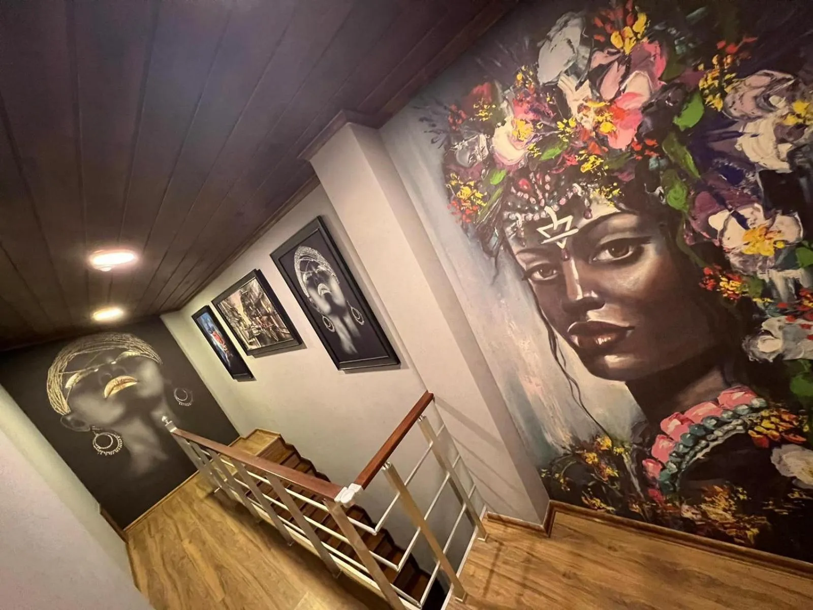 Decorative detail in Bonita Hotel