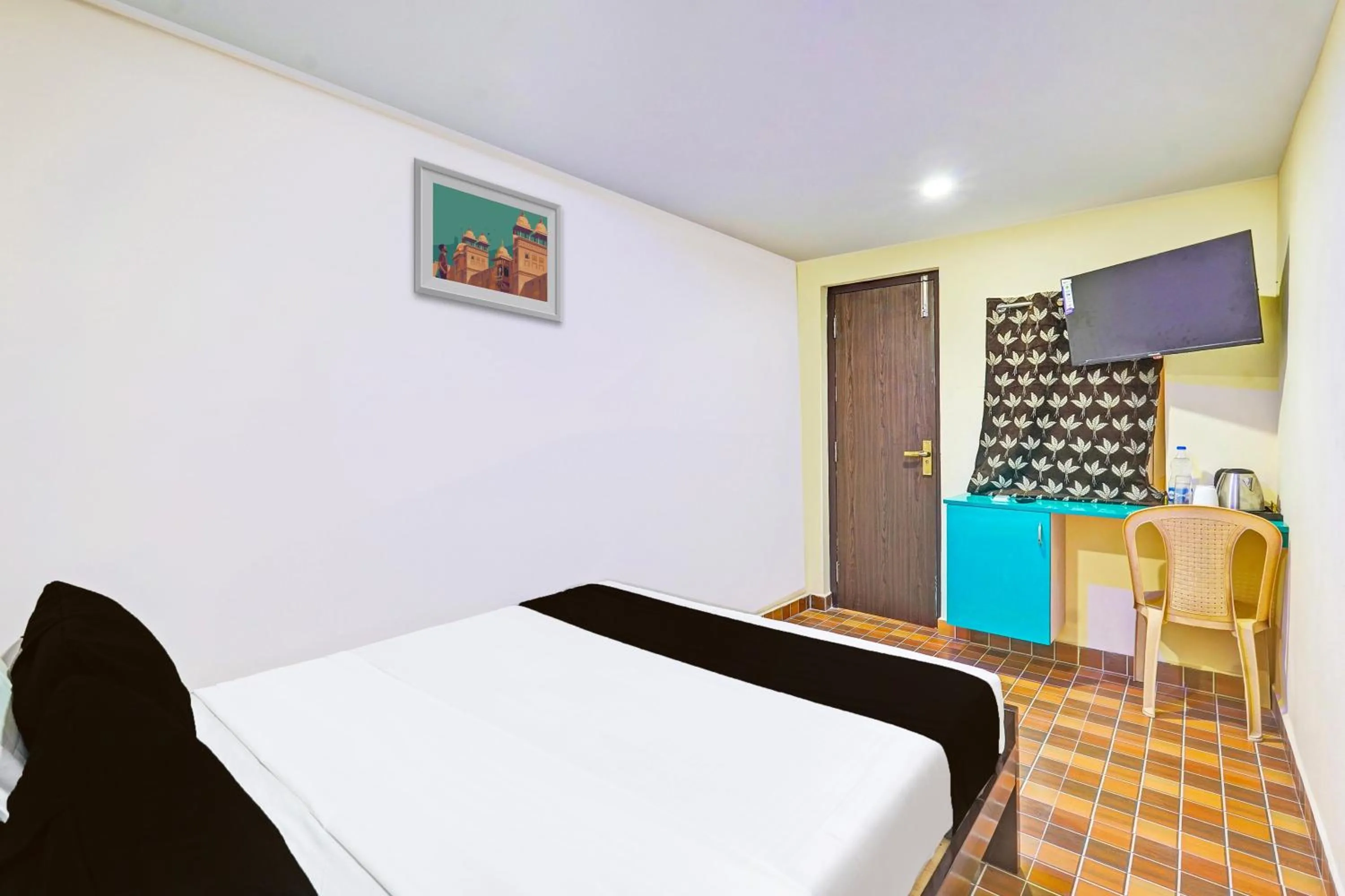 Bedroom, Bed in HOTEL O RR PALACE