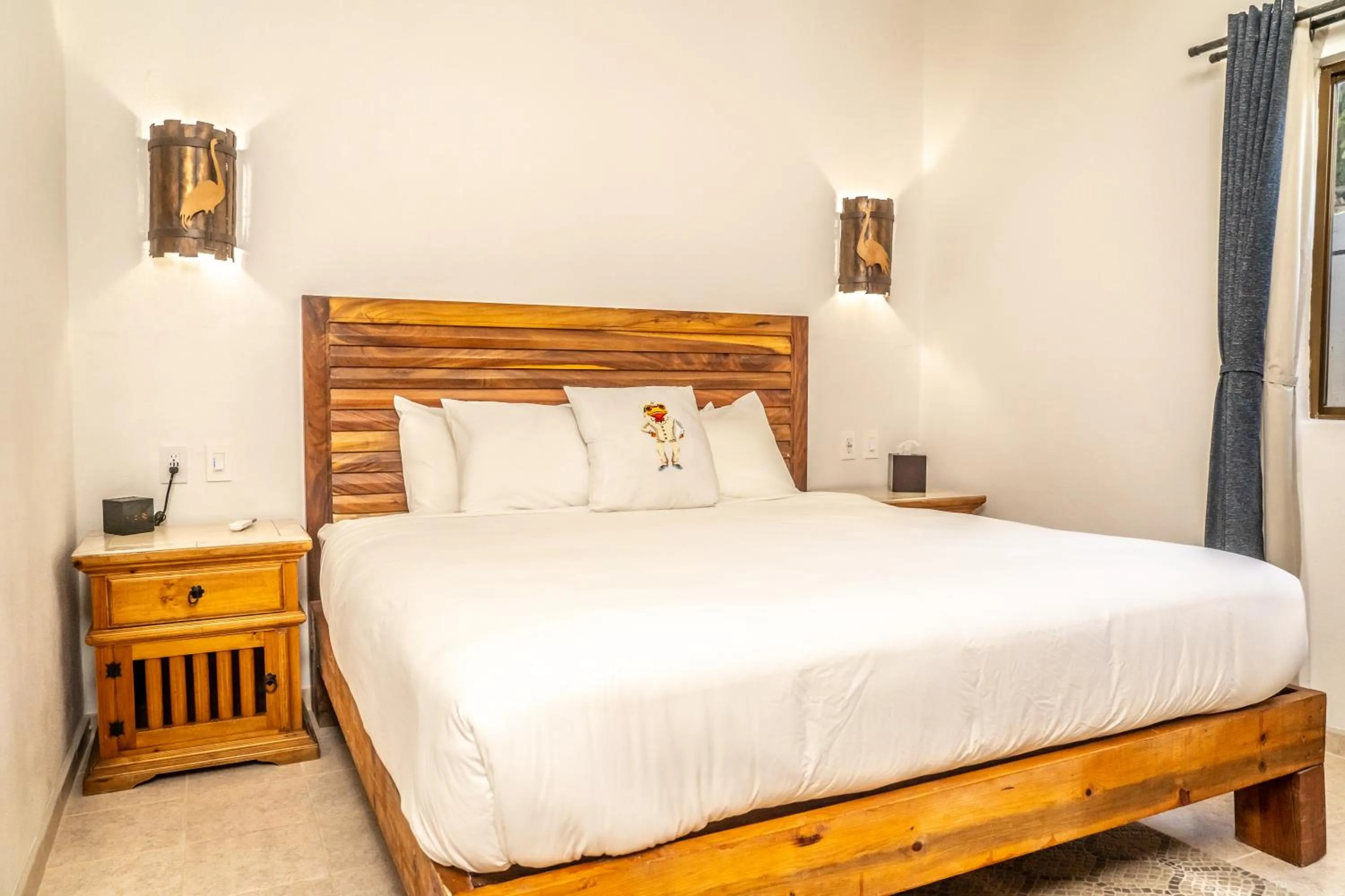 Bed in 5 Frogs Hotel Bucerias