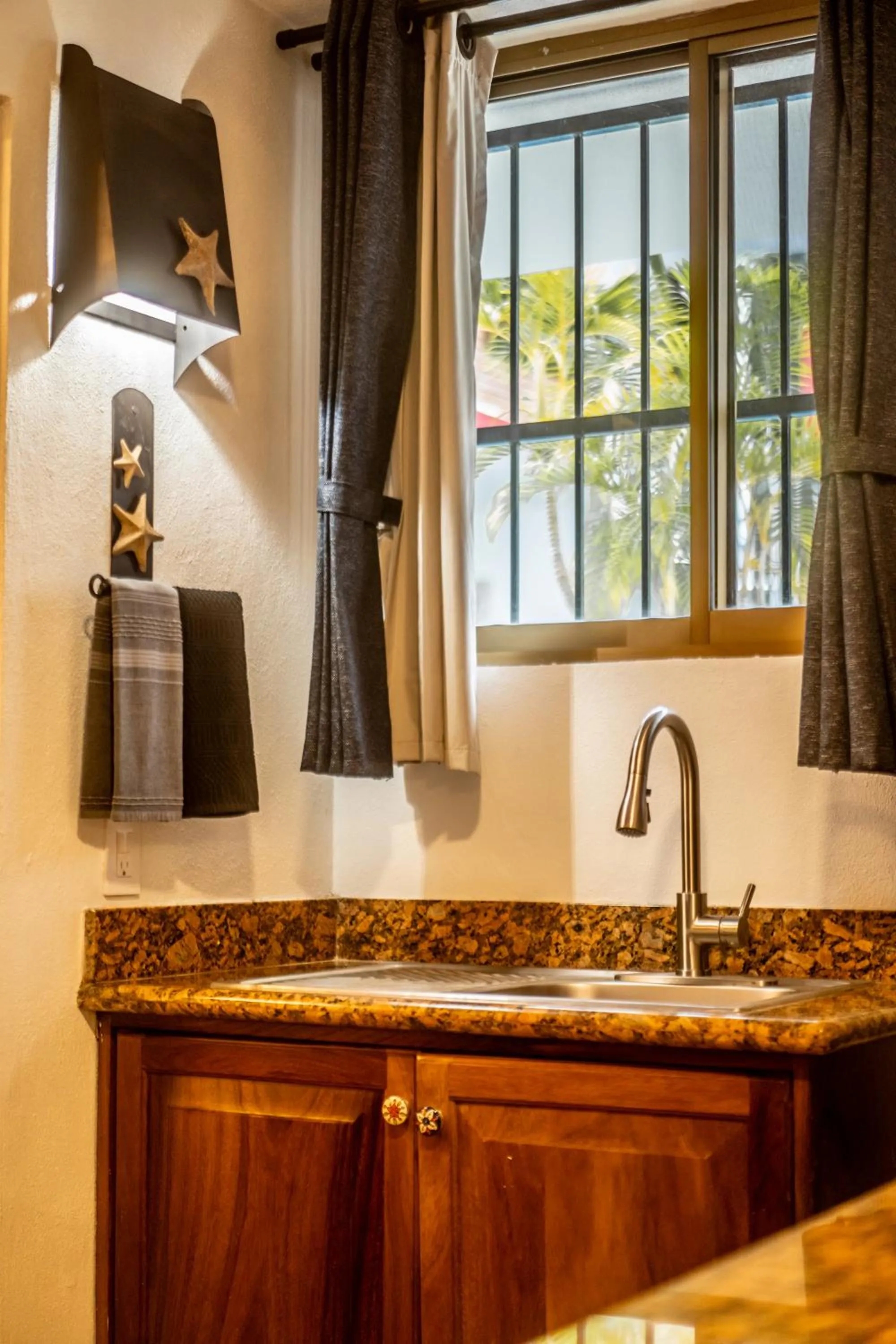 5 Frogs Hotel Bucerias