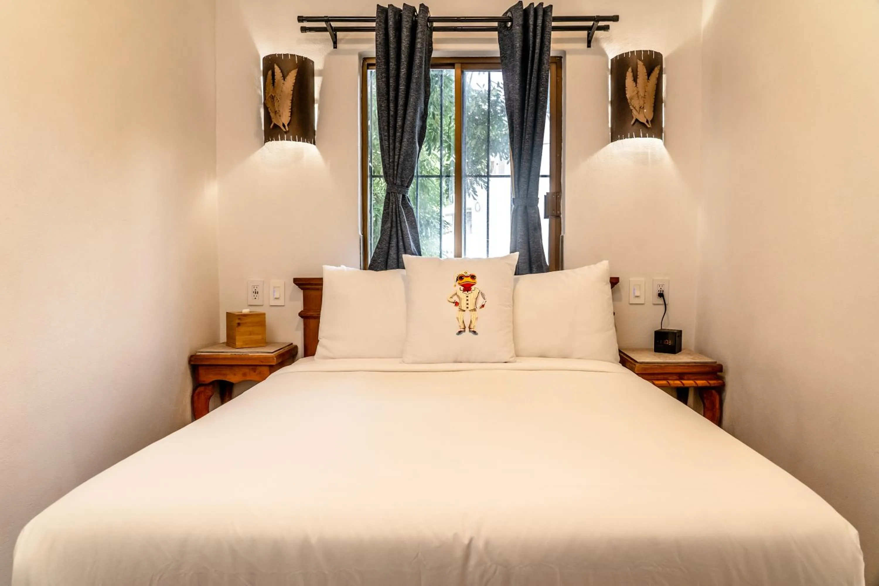 Bed in 5 Frogs Hotel Bucerias