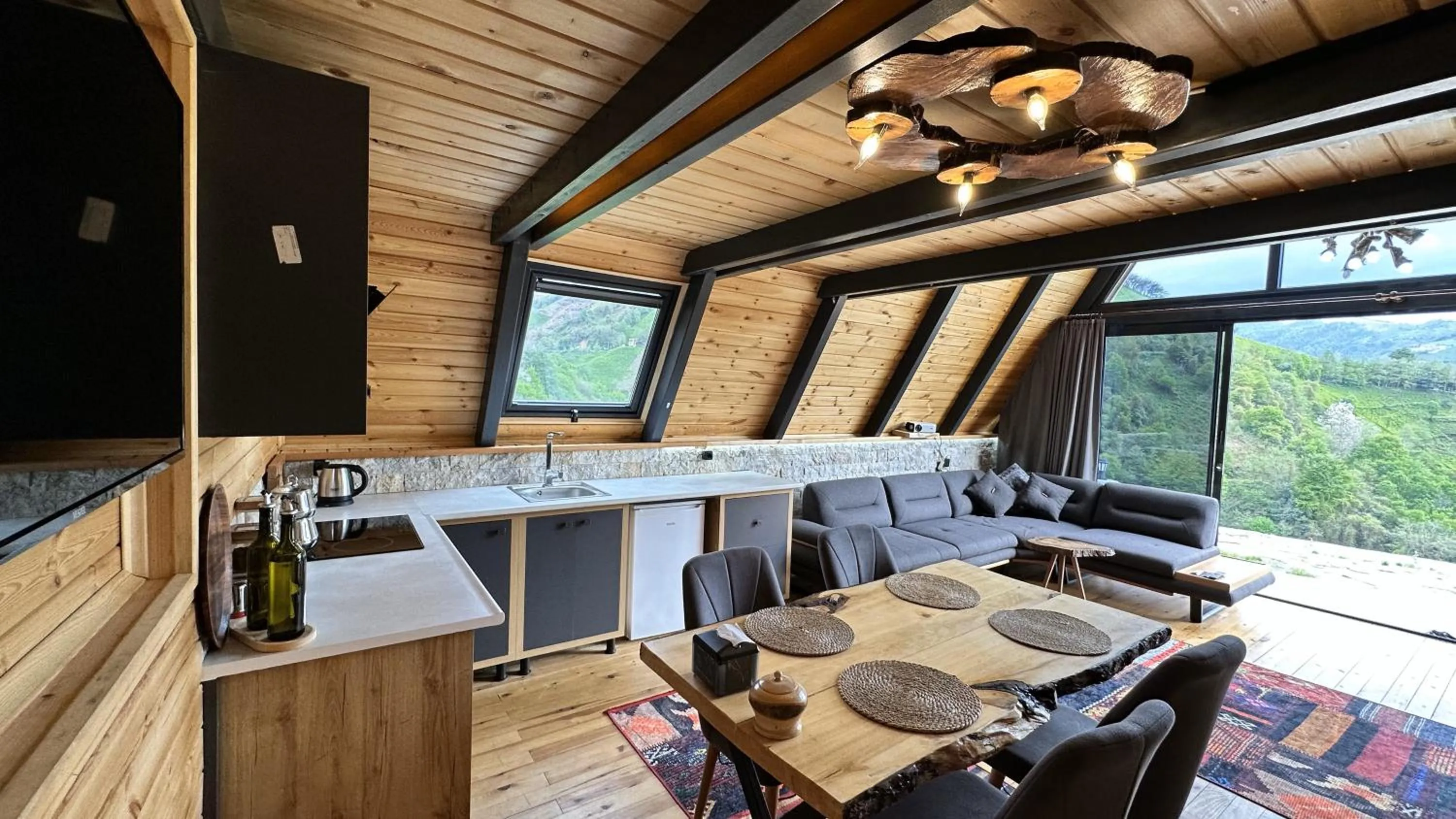 Kitchen or kitchenette in paradise valley bungalow