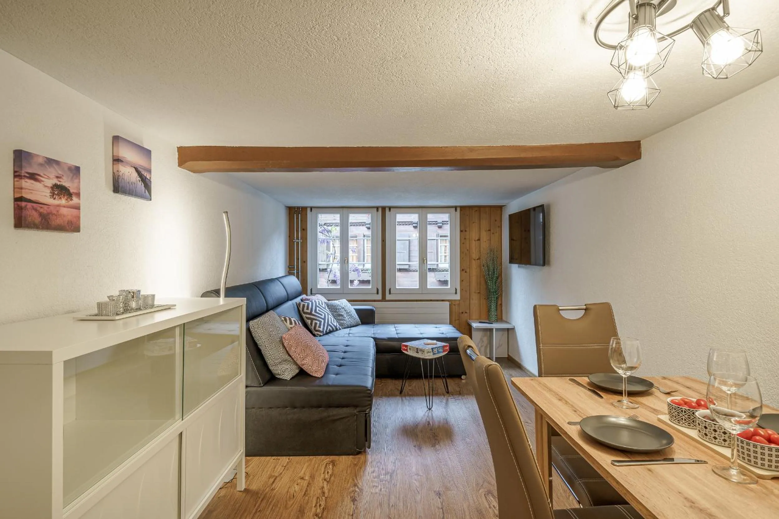 Two-Bedroom Apartment in StayBrienz - Lake Brienz Holiday Apartment