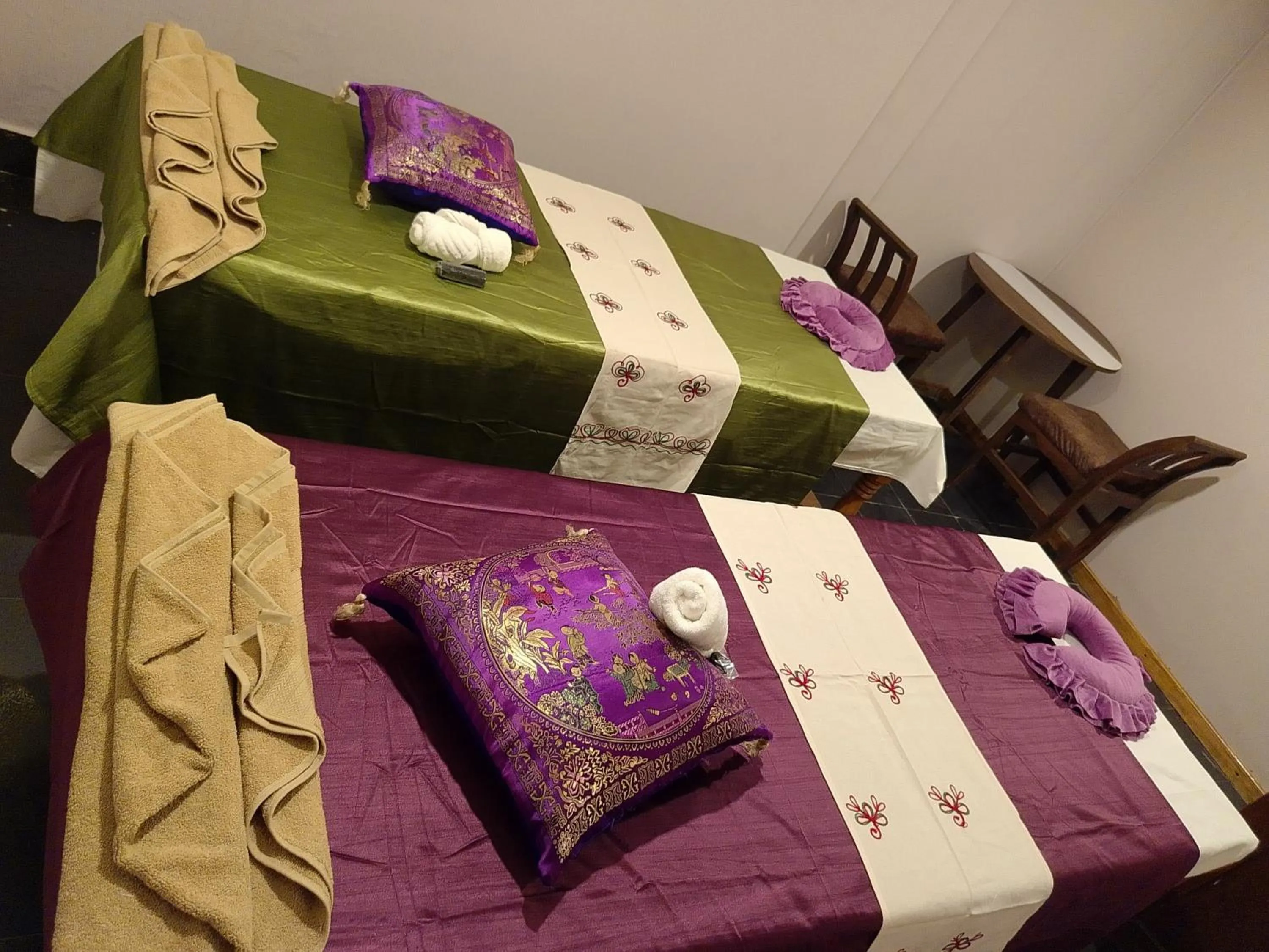 Massage, Bed in Hotel Northfield