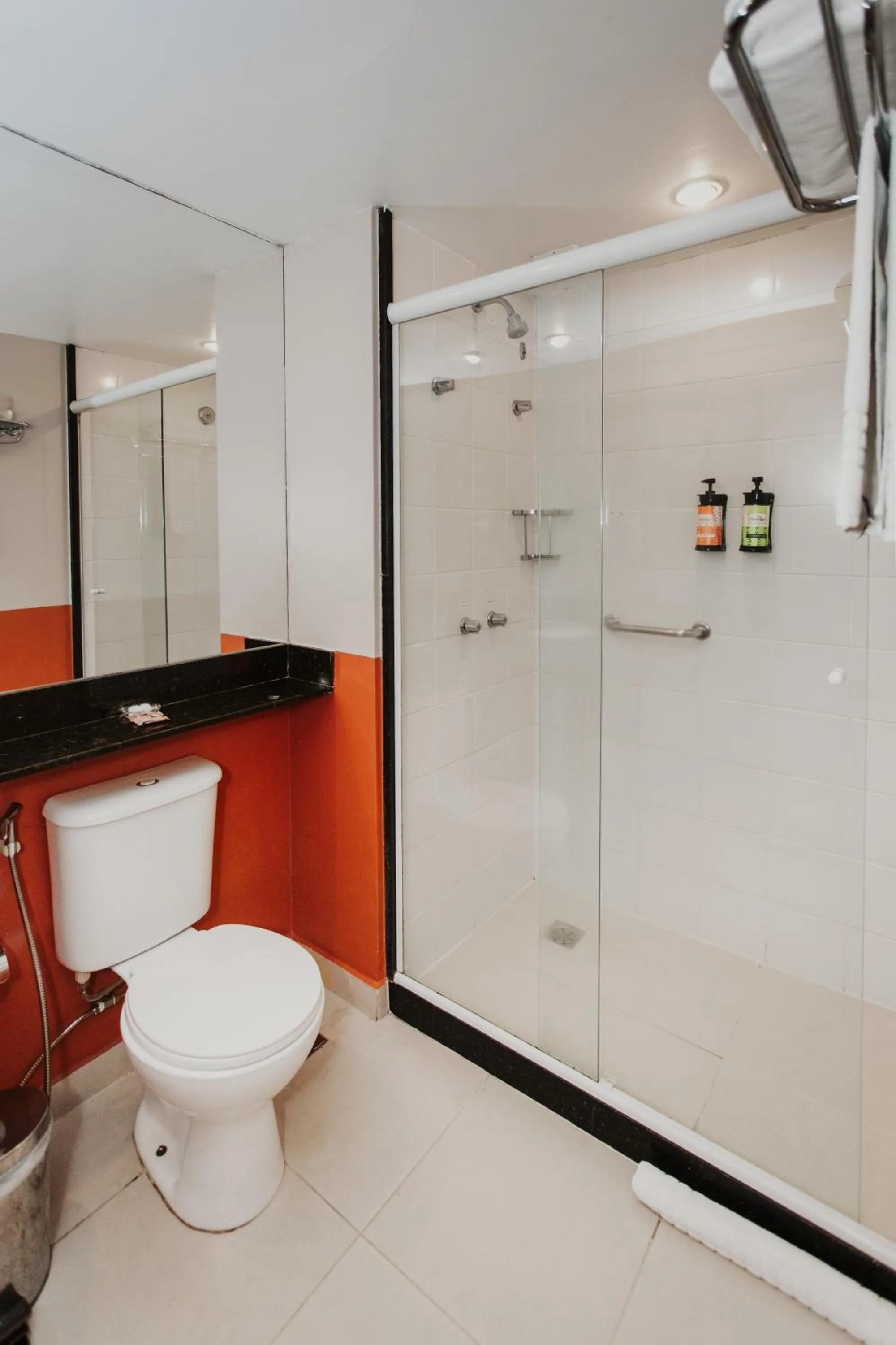 Shower in Hotel Nacional Inn Angra dos Reis