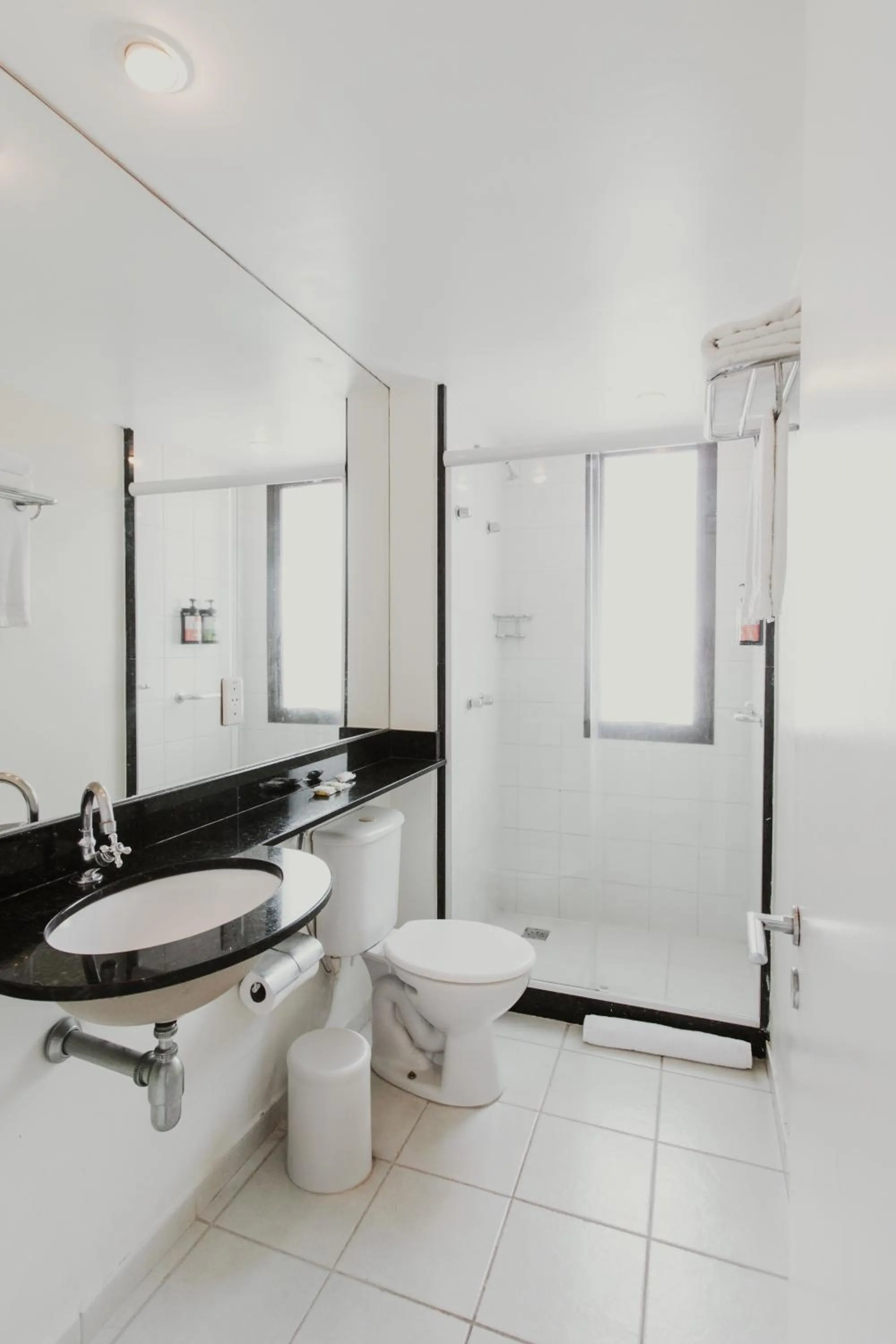 Shower in Hotel Nacional Inn Angra dos Reis