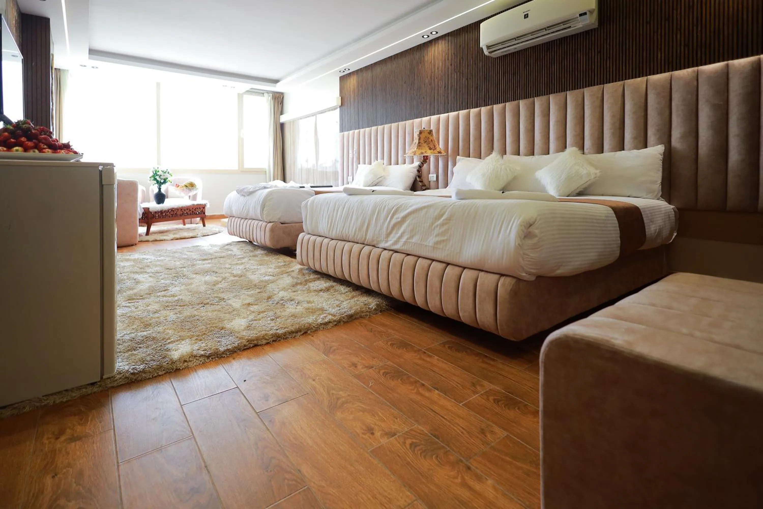 Photo of the whole room, Bed in The Muse Pyramids INN