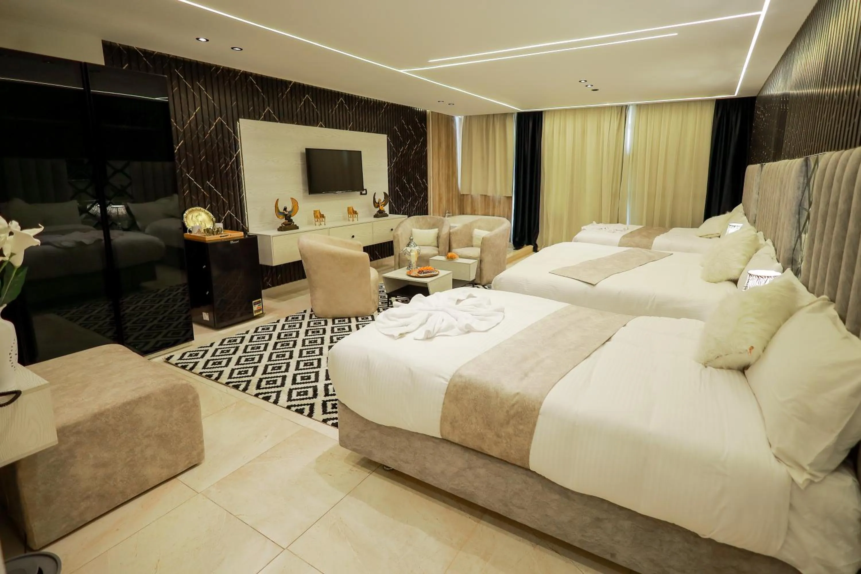 Photo of the whole room, Bed in The Muse Pyramids INN