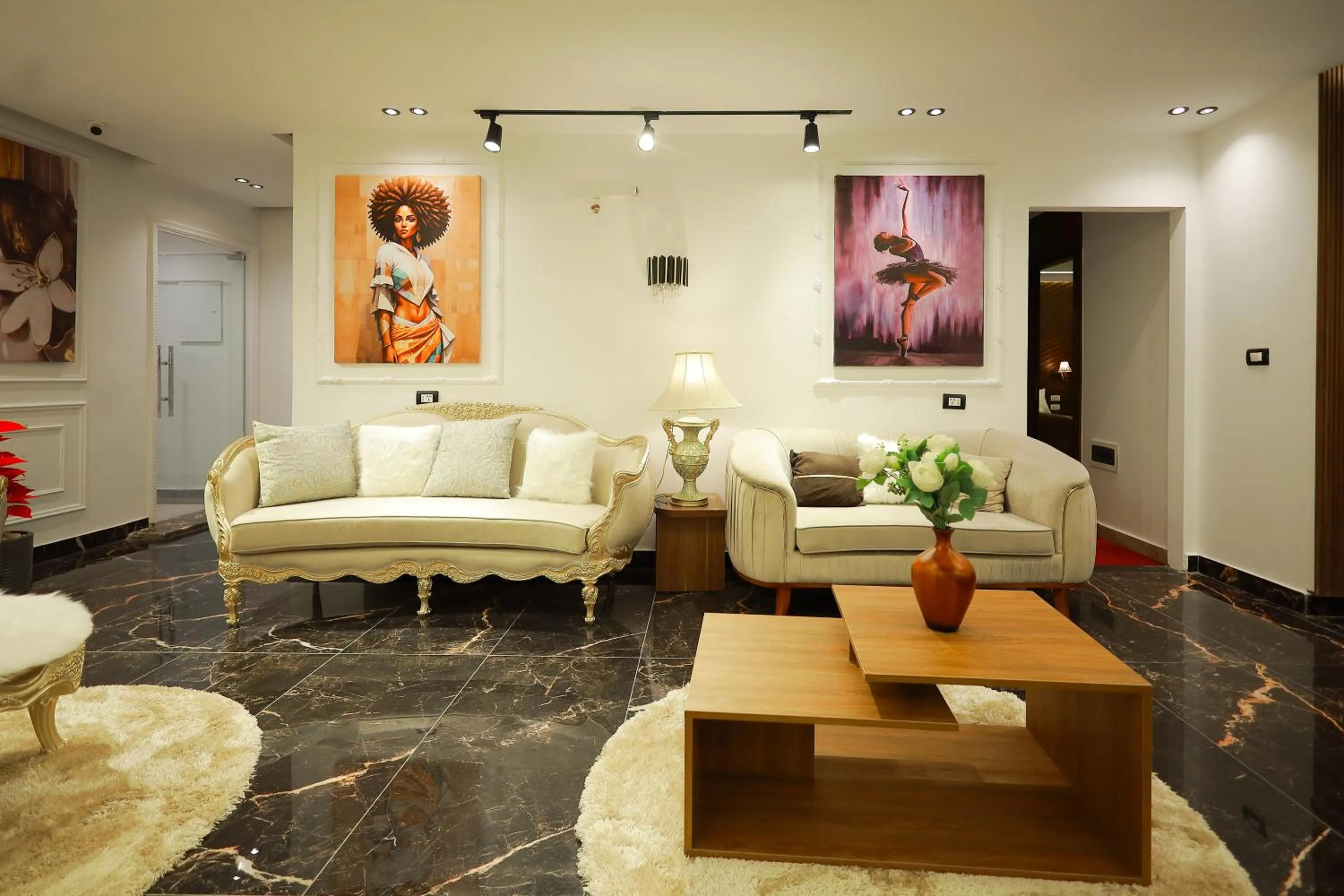 Lobby or reception in The Muse Pyramids INN