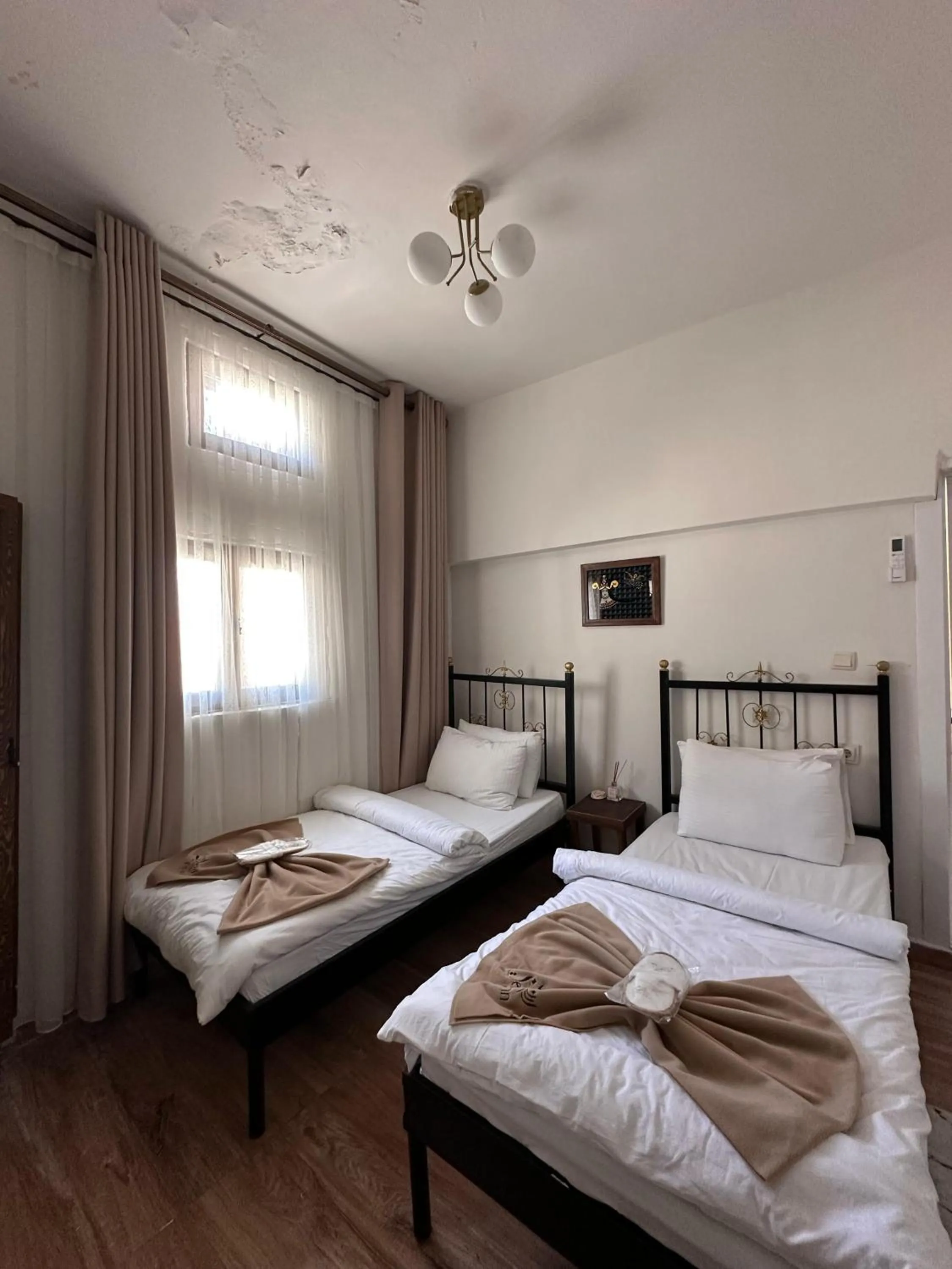 Bed in Şems inn hotel