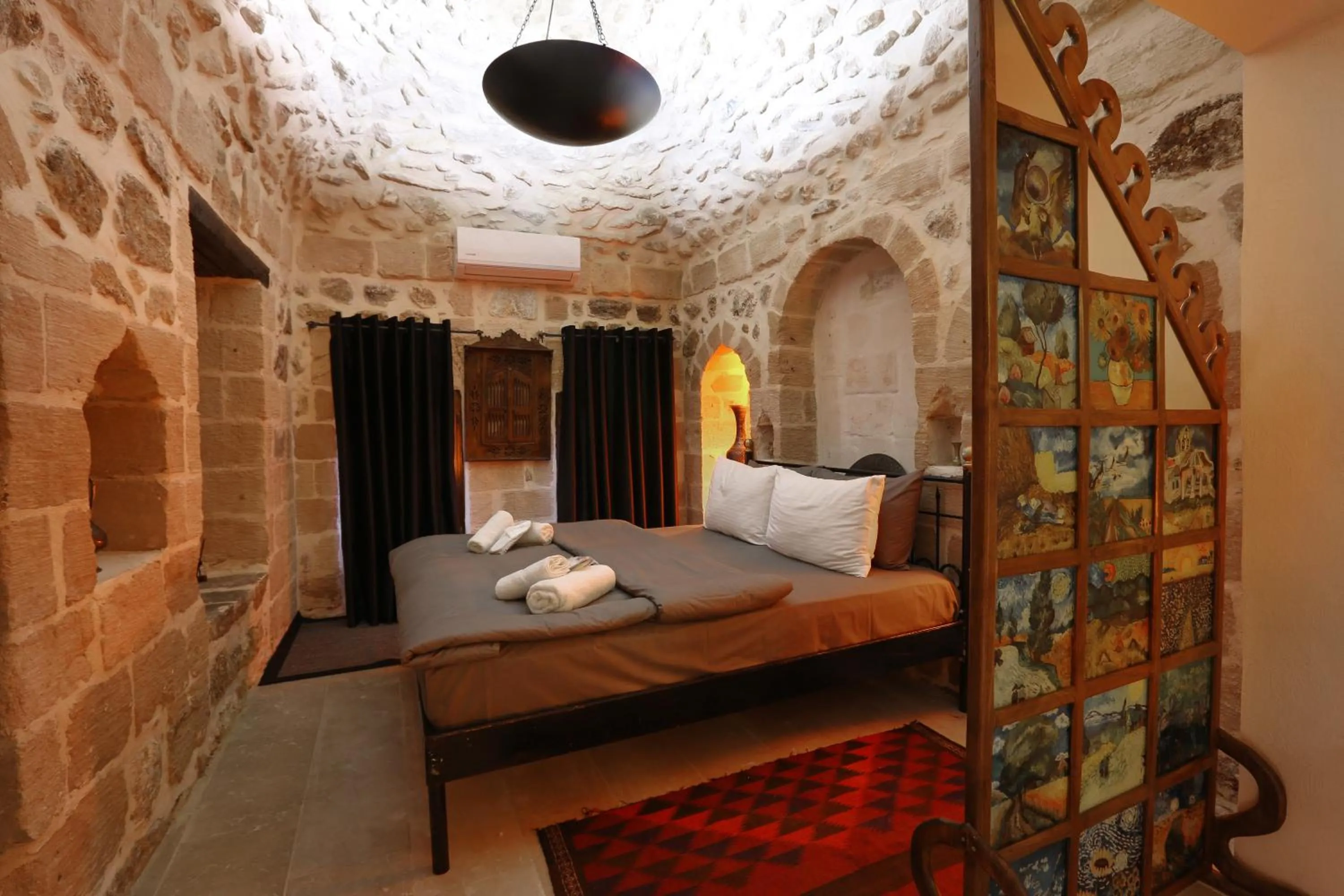 Bed in Şems inn hotel