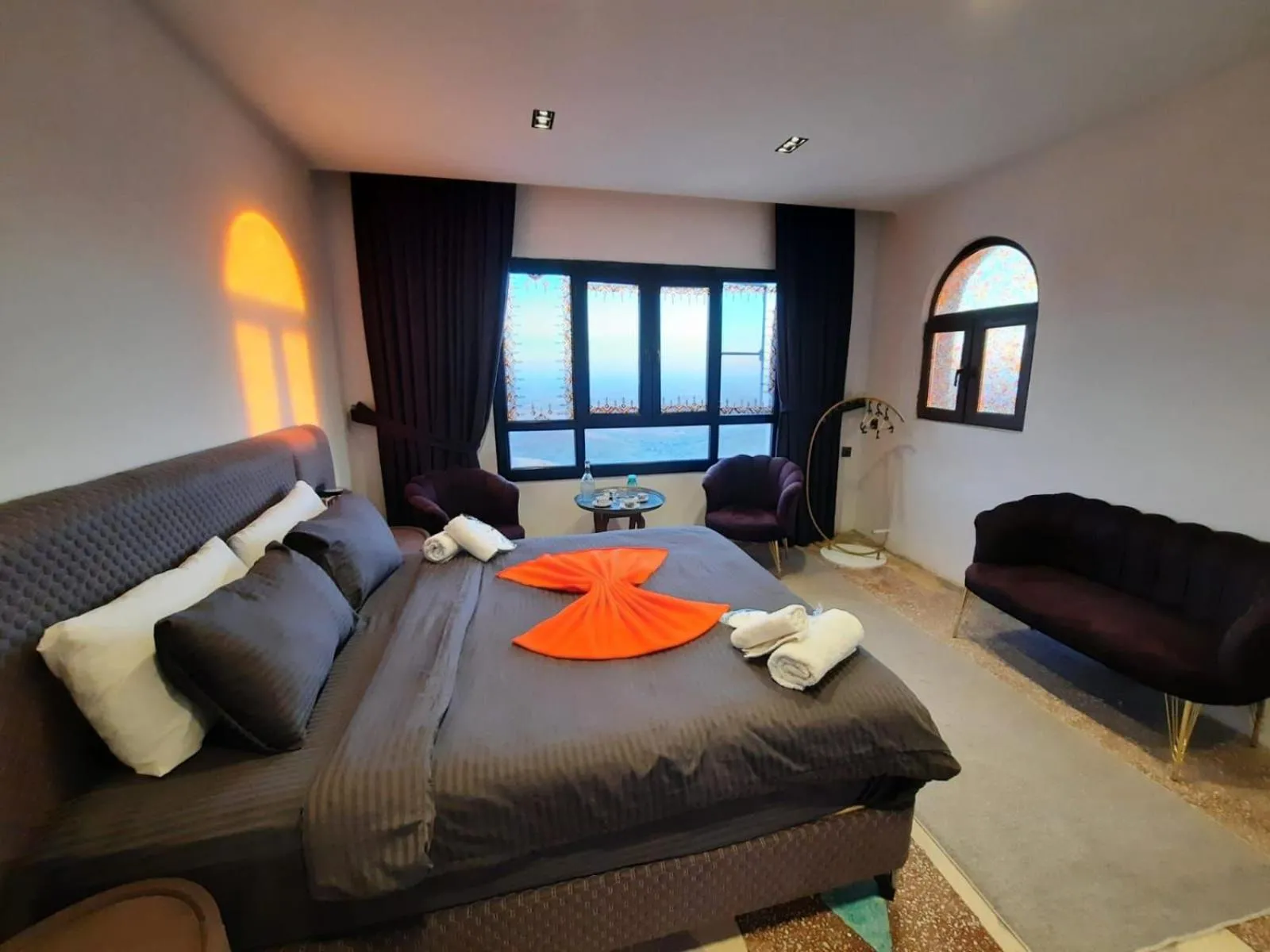 Bed in Şems inn hotel