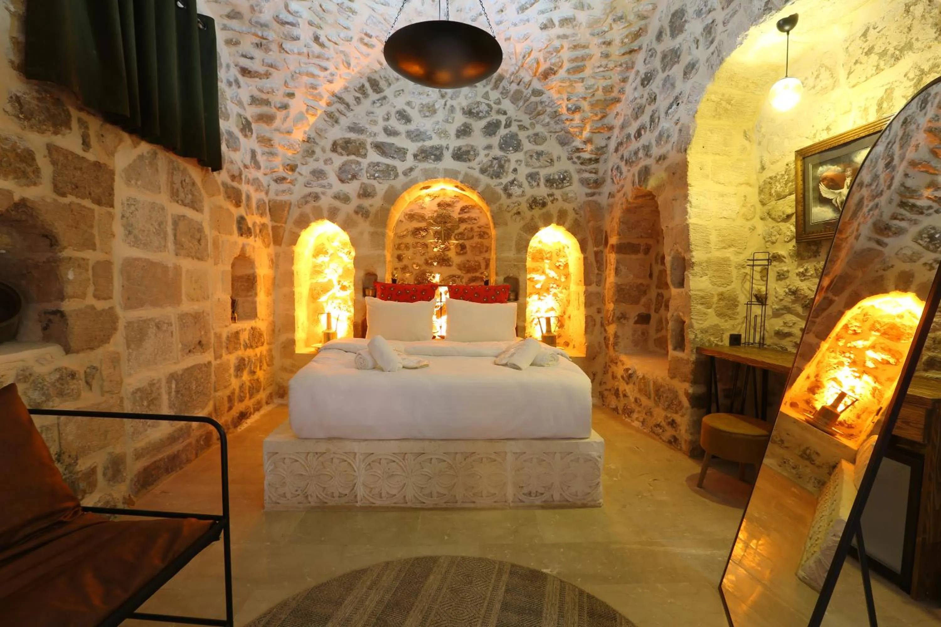 Photo of the whole room, Bed in Şems inn hotel