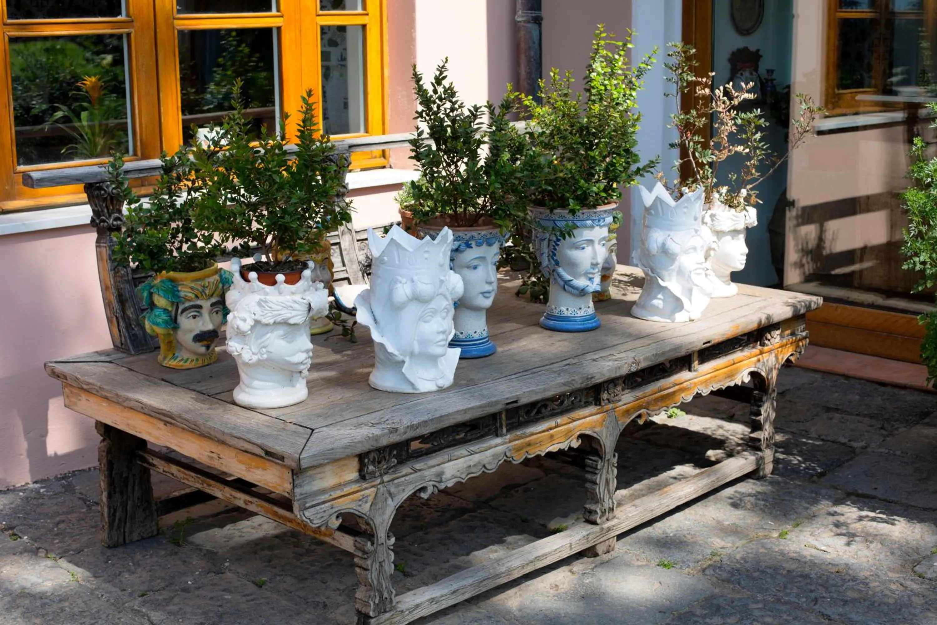 Inner courtyard view in Capo Santa Fortunata