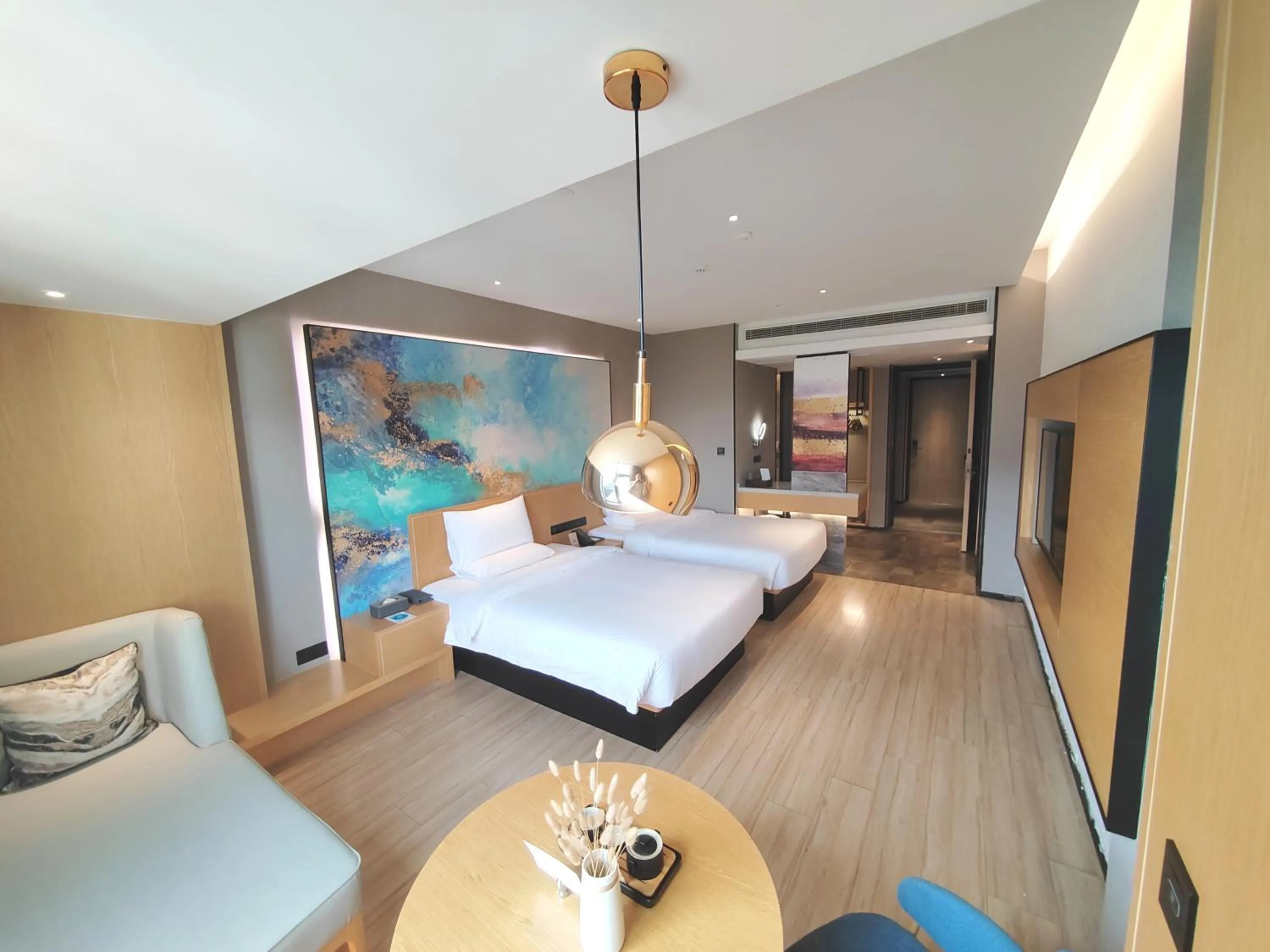 Property logo or sign, Bed in Tuke China Hotel Shanghai Hongqiao Airport