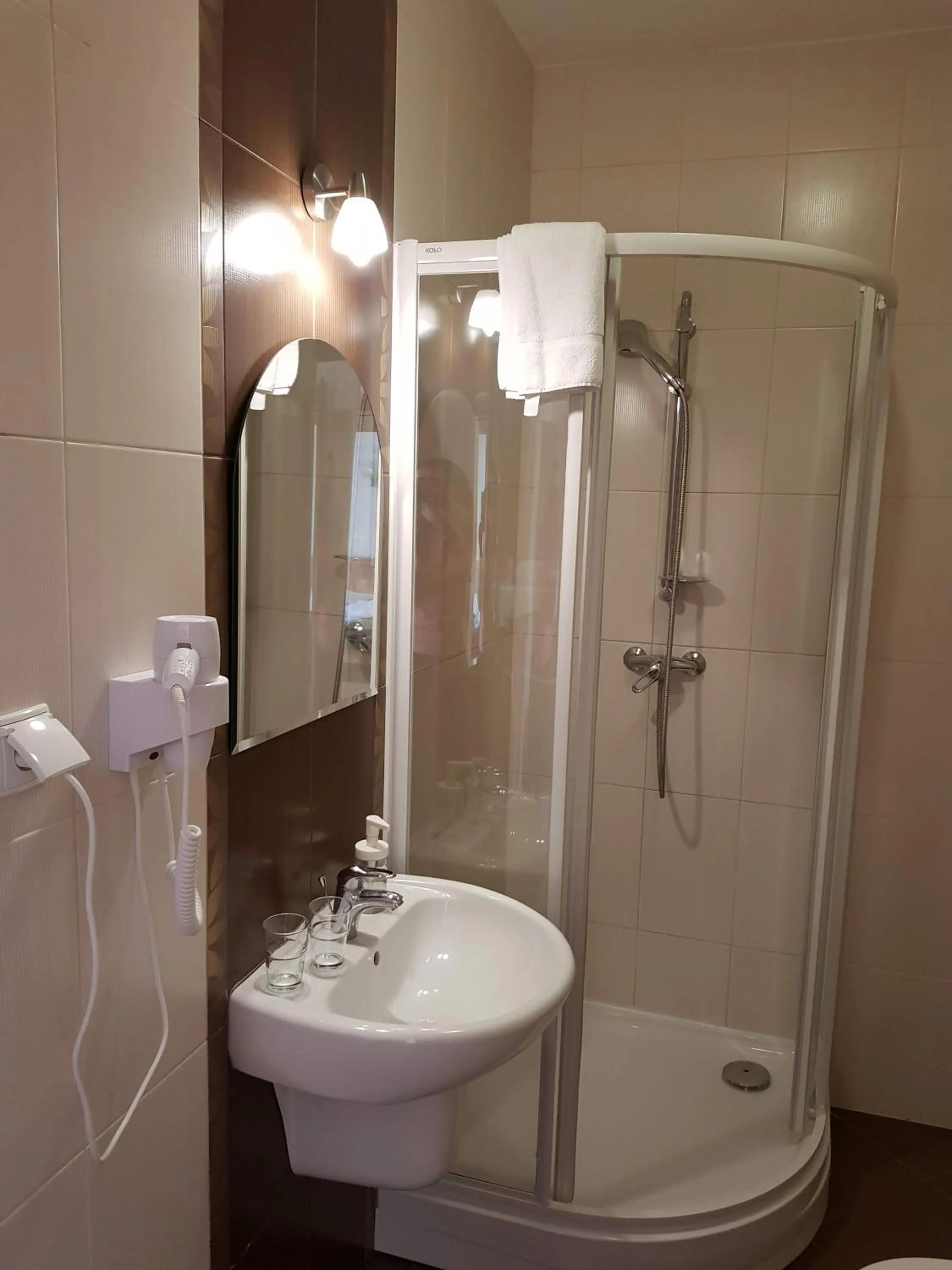 Shower in Villa Merry