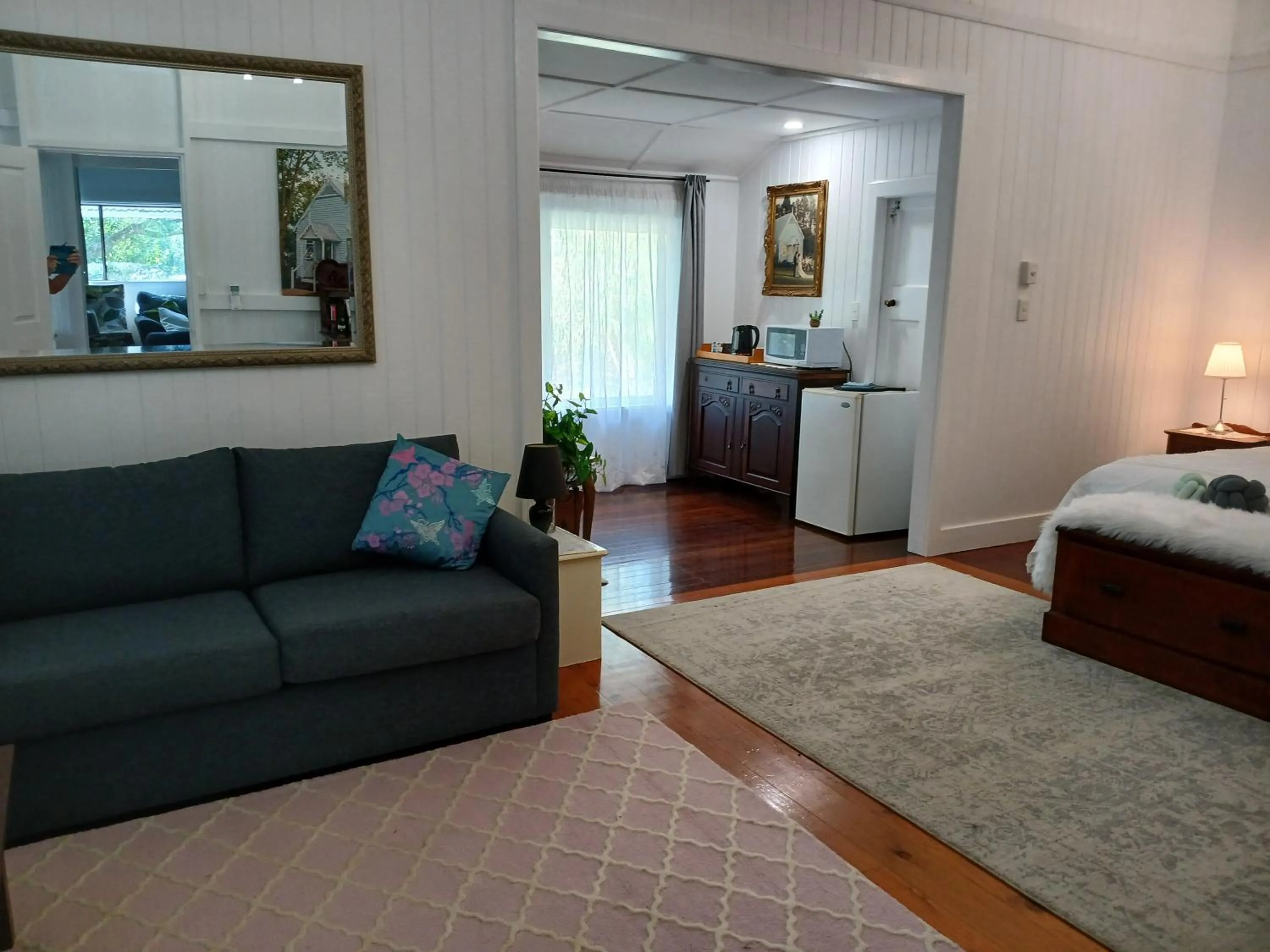 Kitchen or kitchenette, Bed in Memory Lane Accommodation