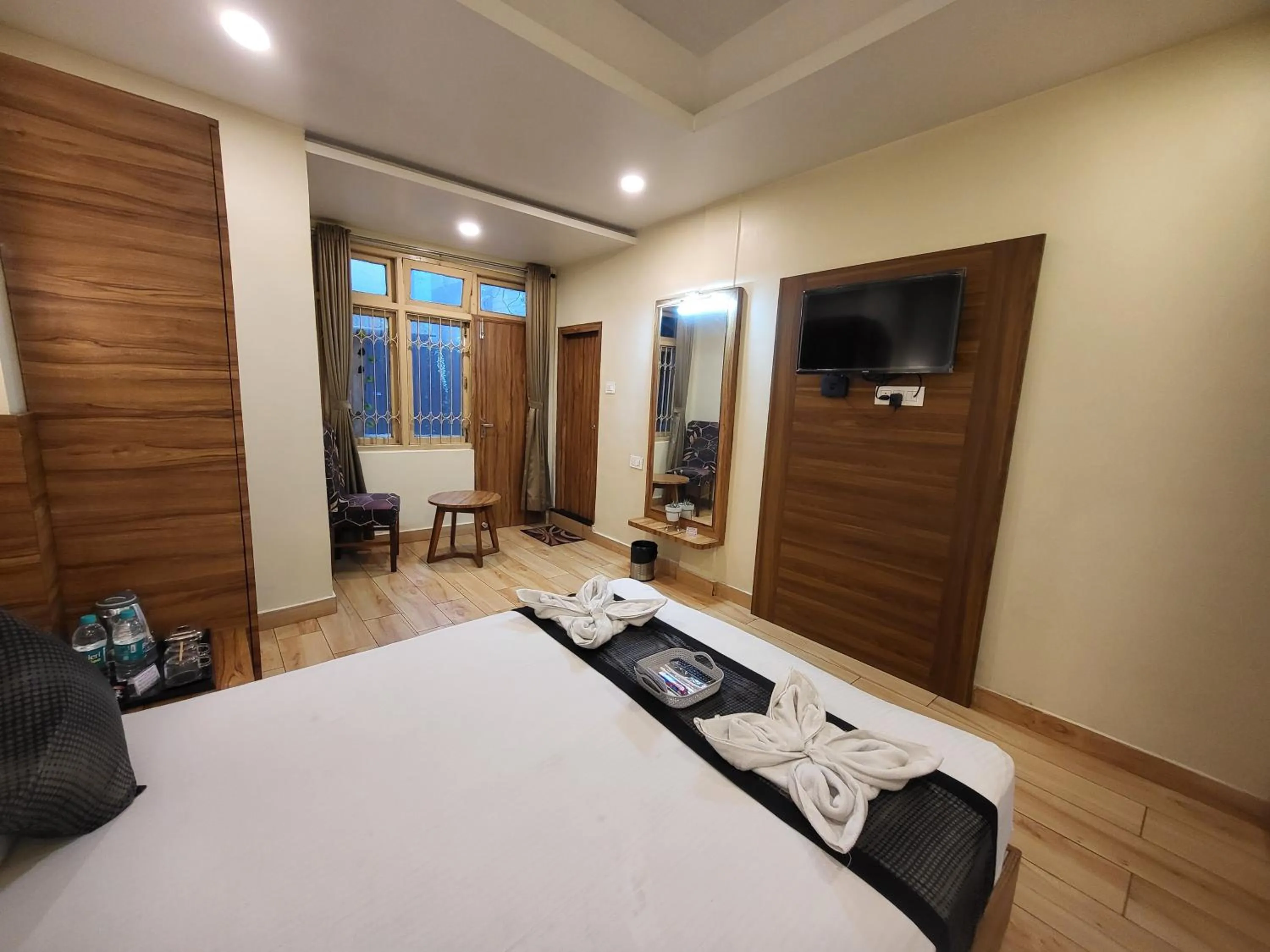 TV and multimedia, Bed in The Revett