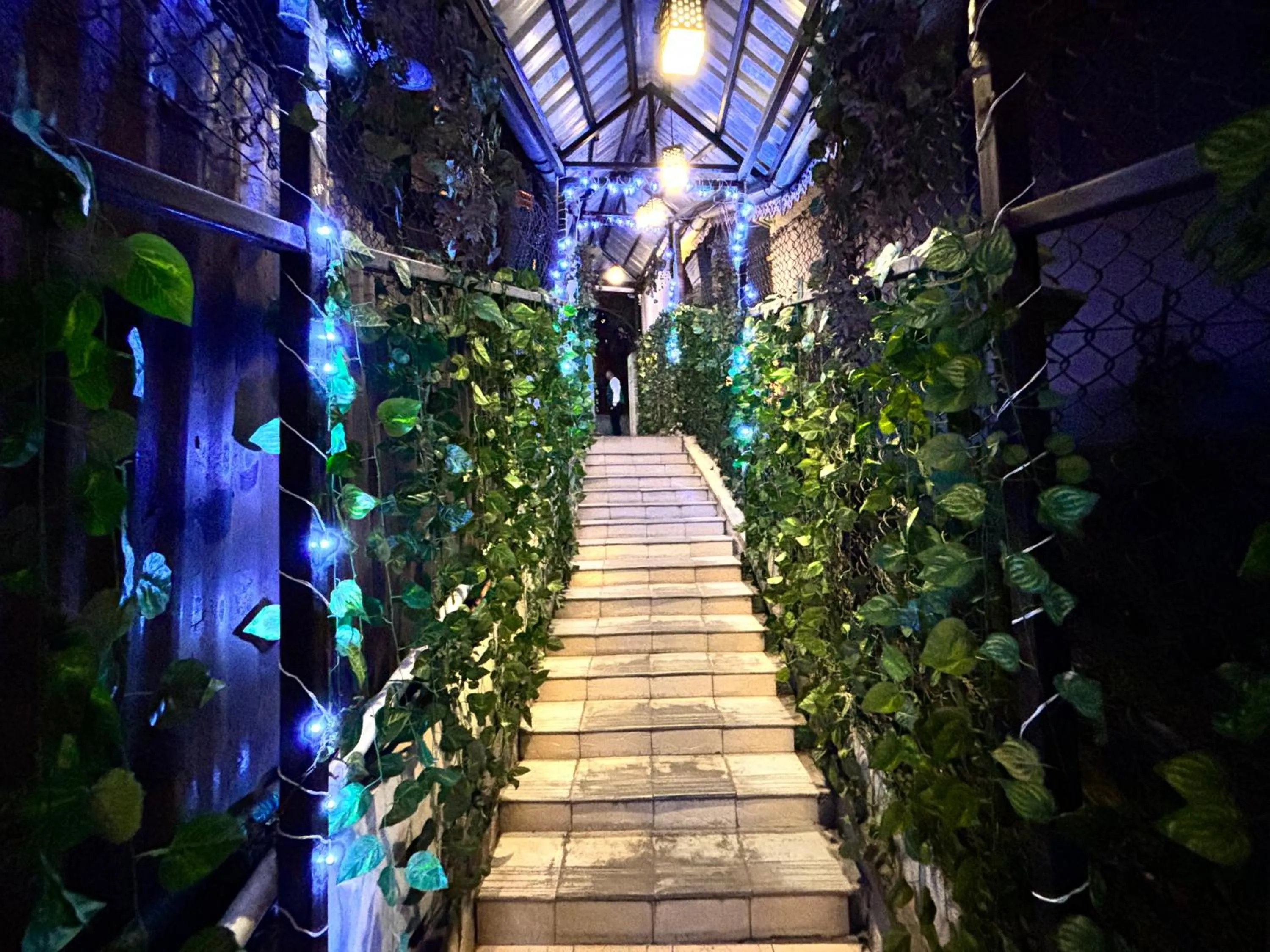 Facade/entrance in The Revett