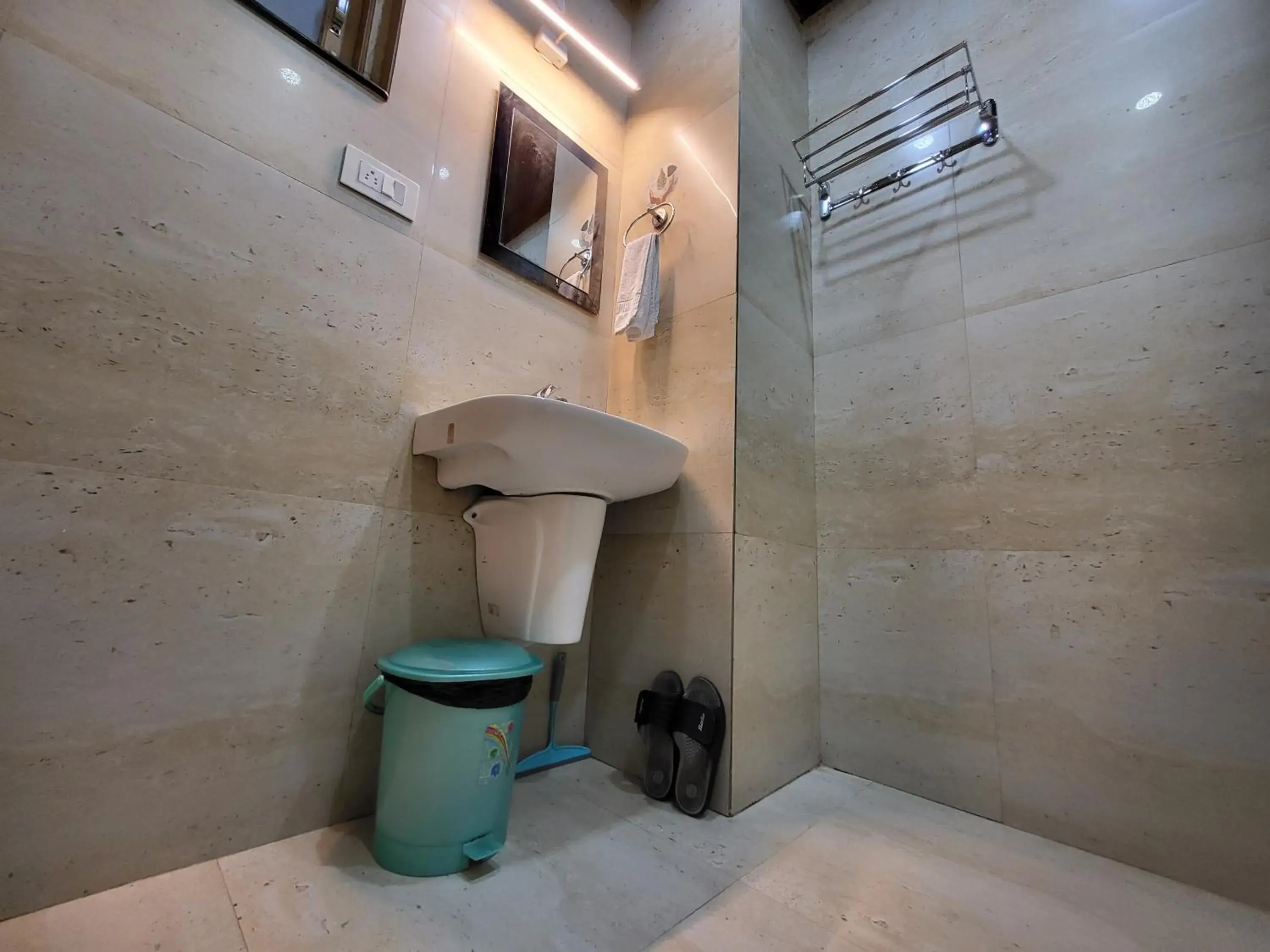 Bathroom in The Revett Bathroom in The Revett