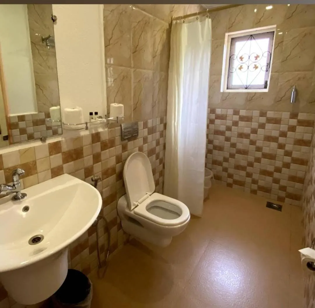 Toilet in AK VILAS - BEST BUDGETED HOTEL IN JAIPUR