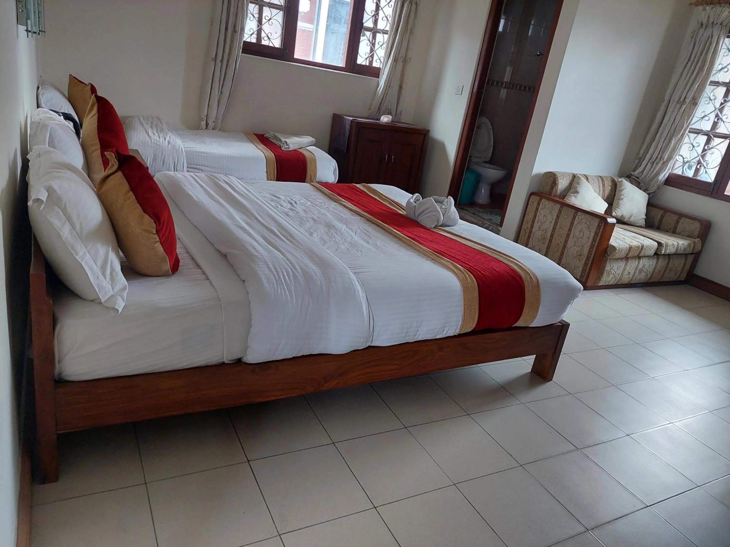 Photo of the whole room, Bed in Blue Planet Lodge & Restaurant