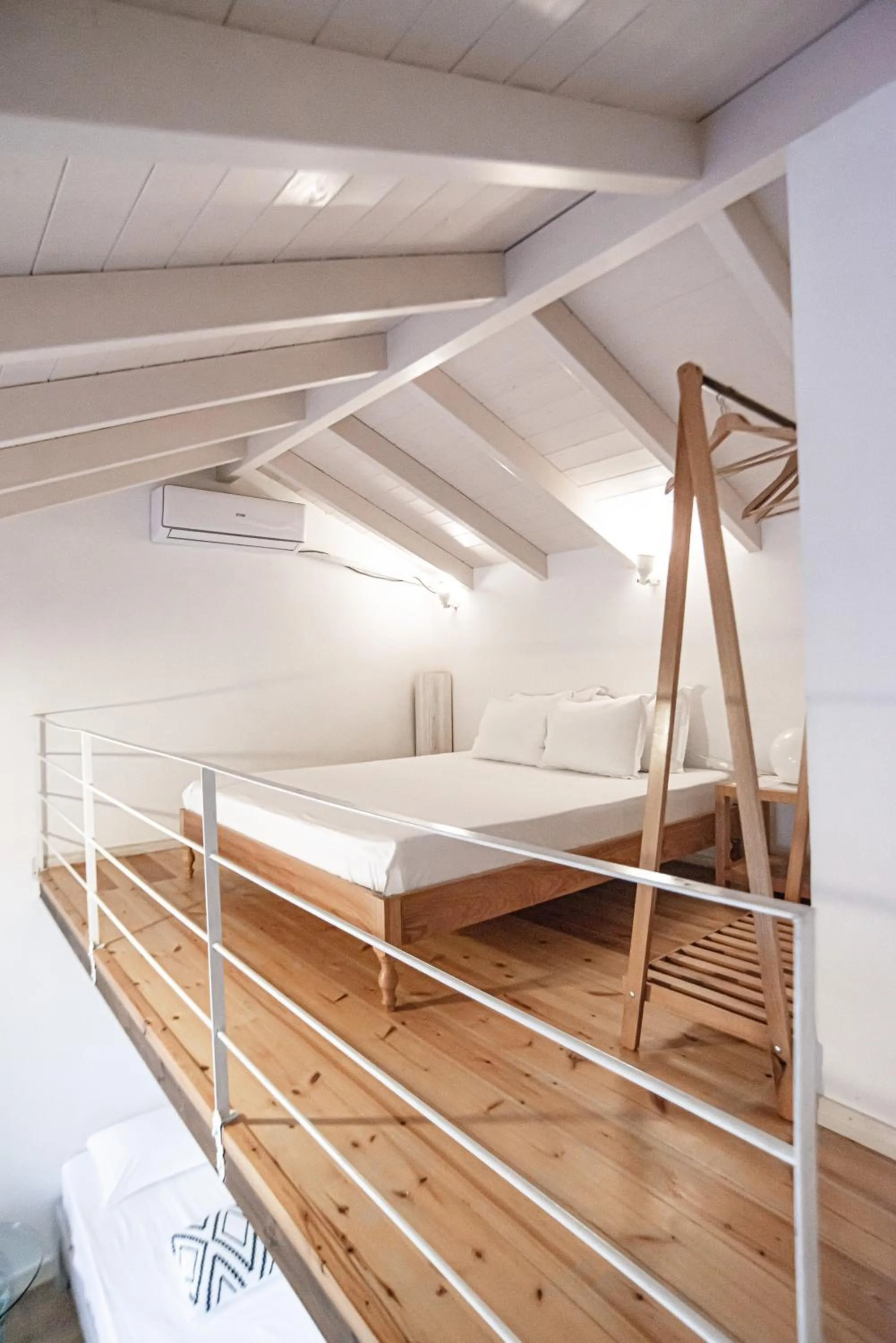Bed in Militiko