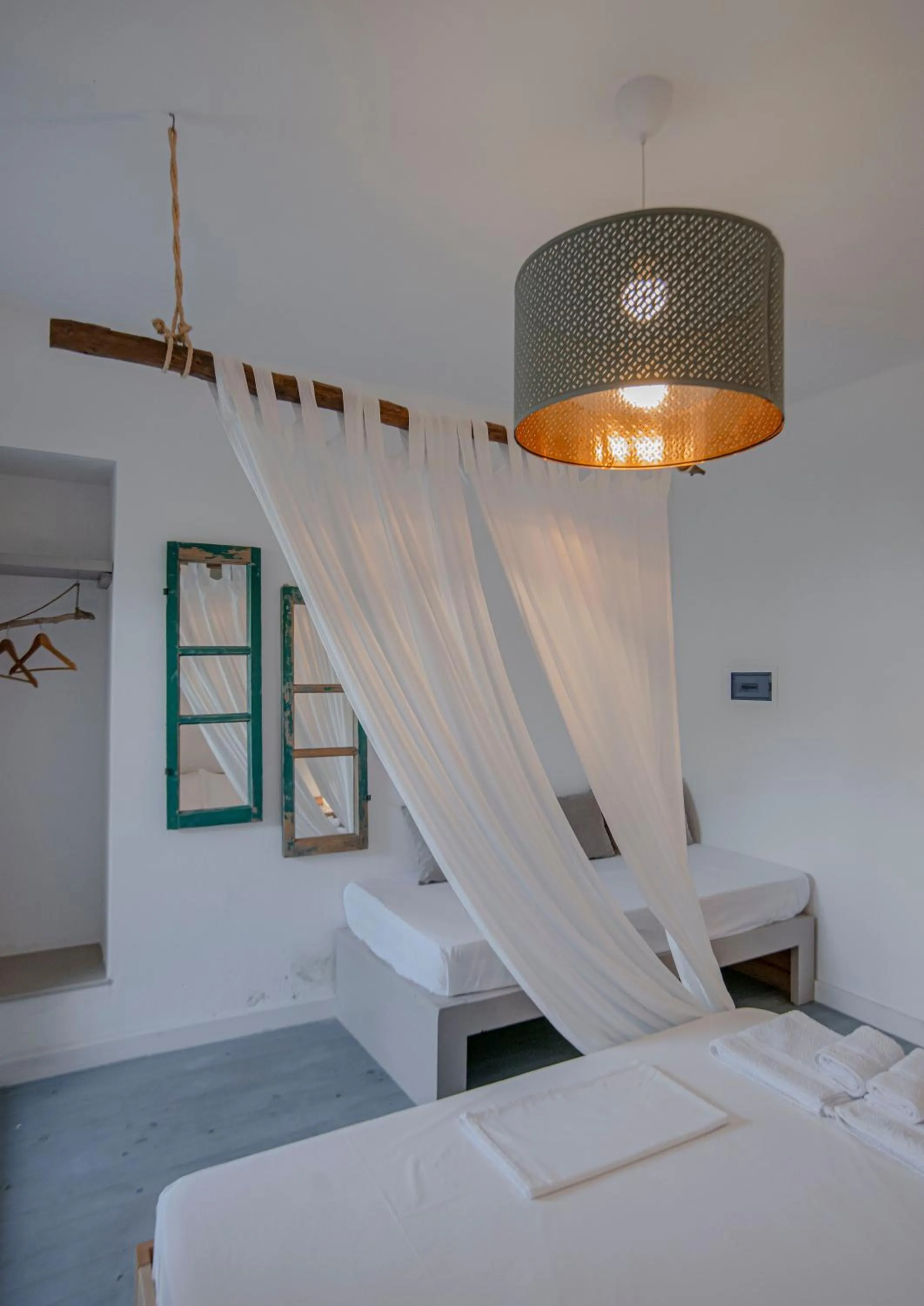 Bed in Militiko