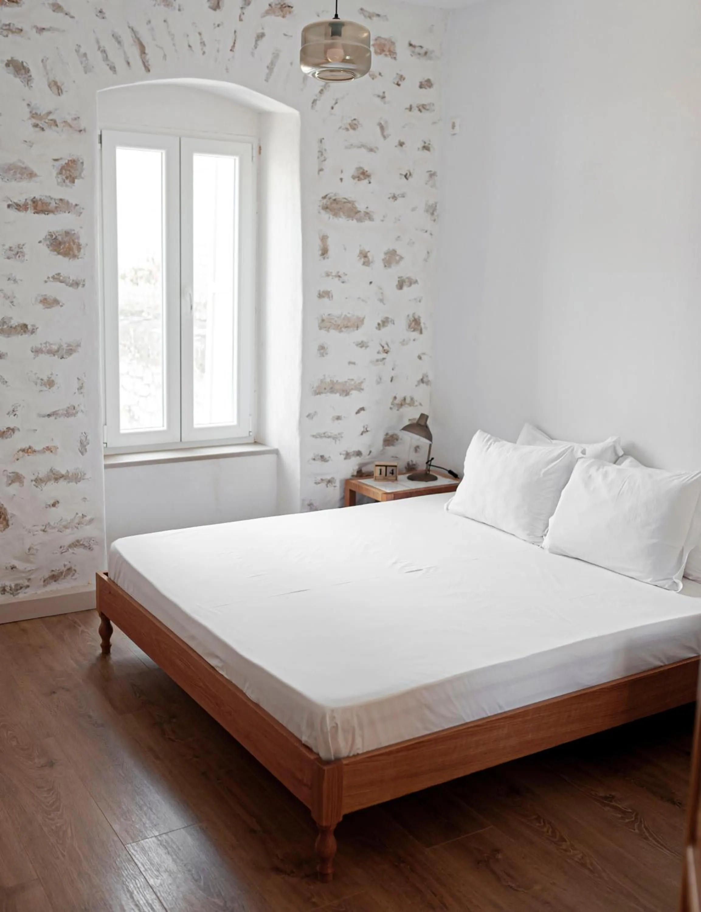 Bed in Militiko