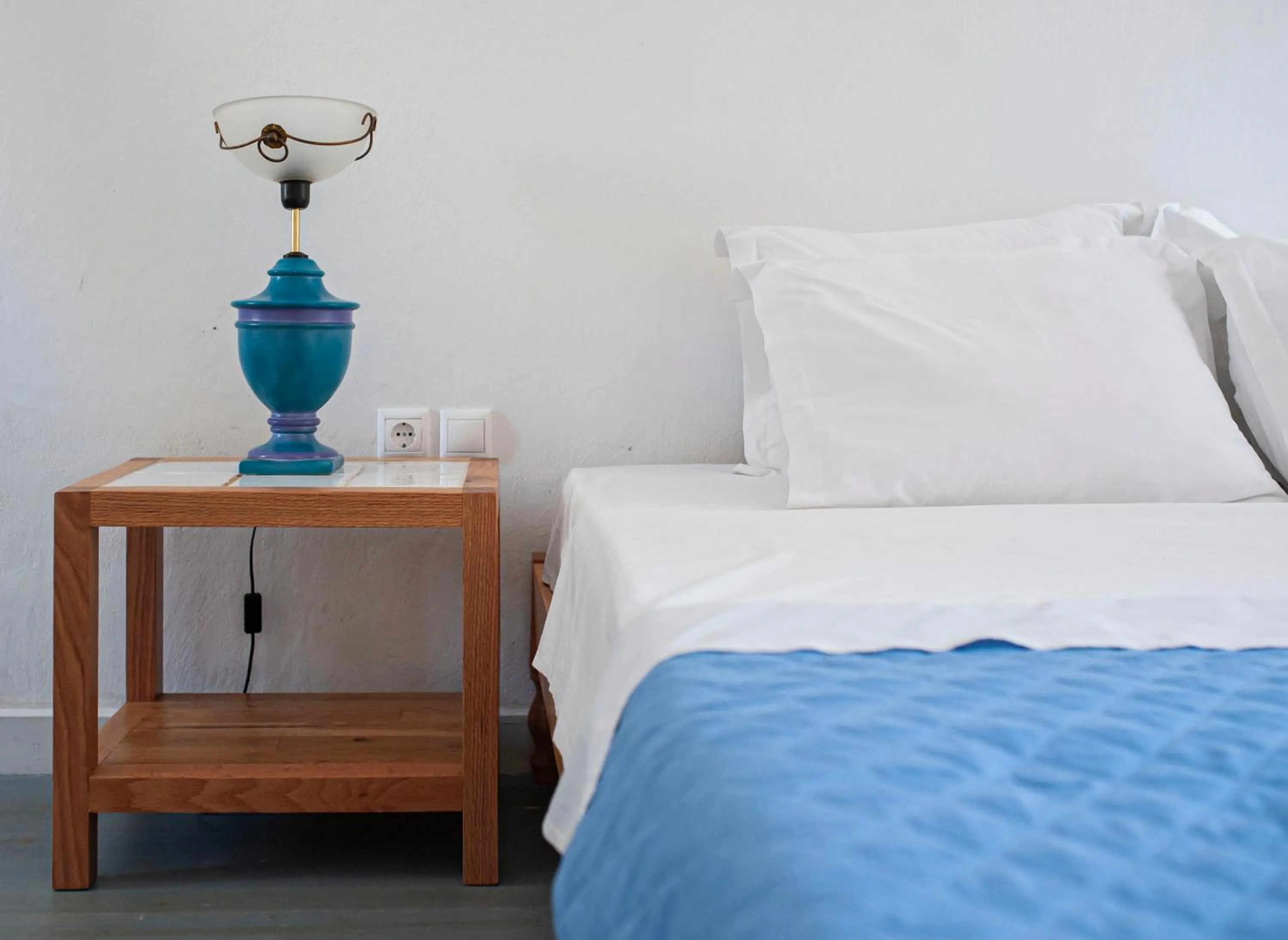 Bed in Militiko