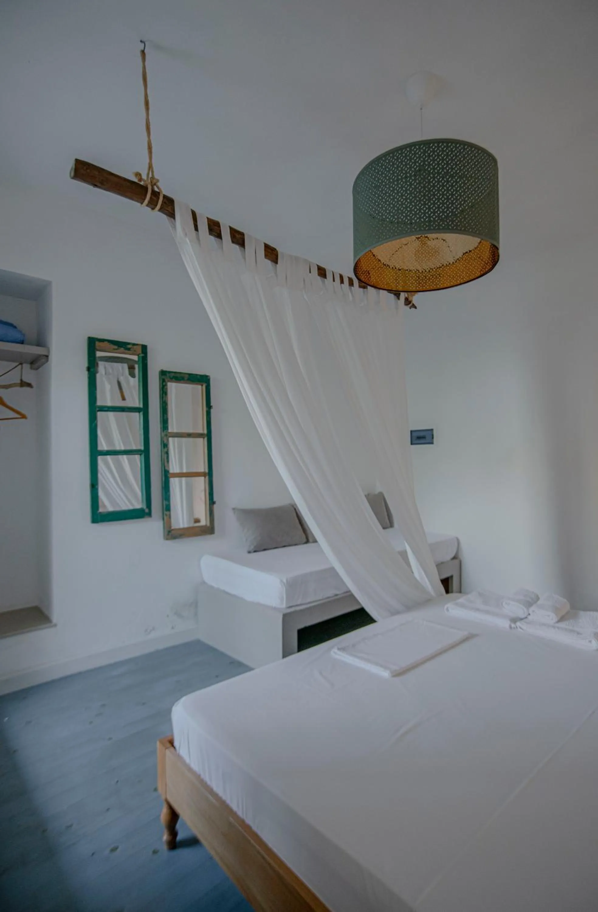 Bed in Militiko