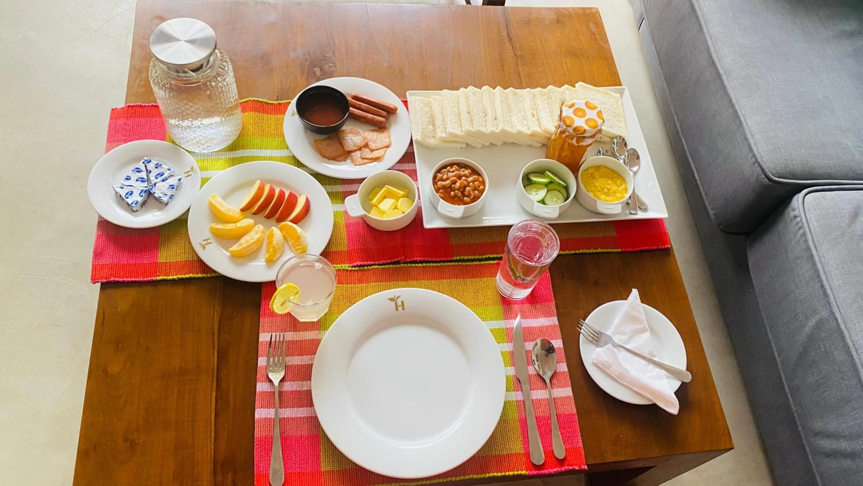 Food in The Tea Library Hikkaduwa