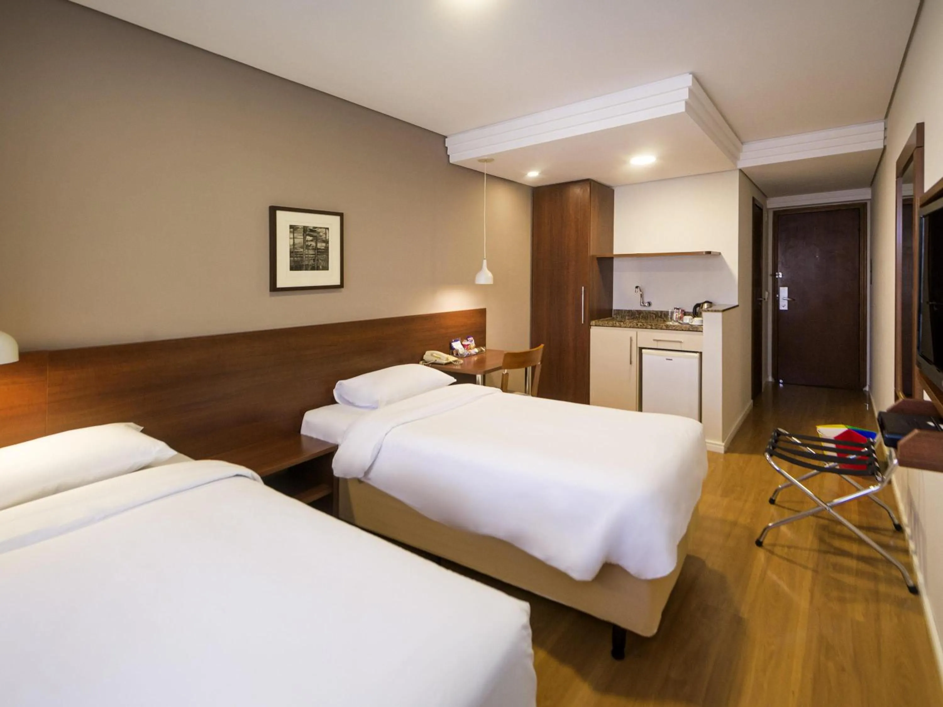 Bedroom, Bed in Mercure Curitiba Golden
