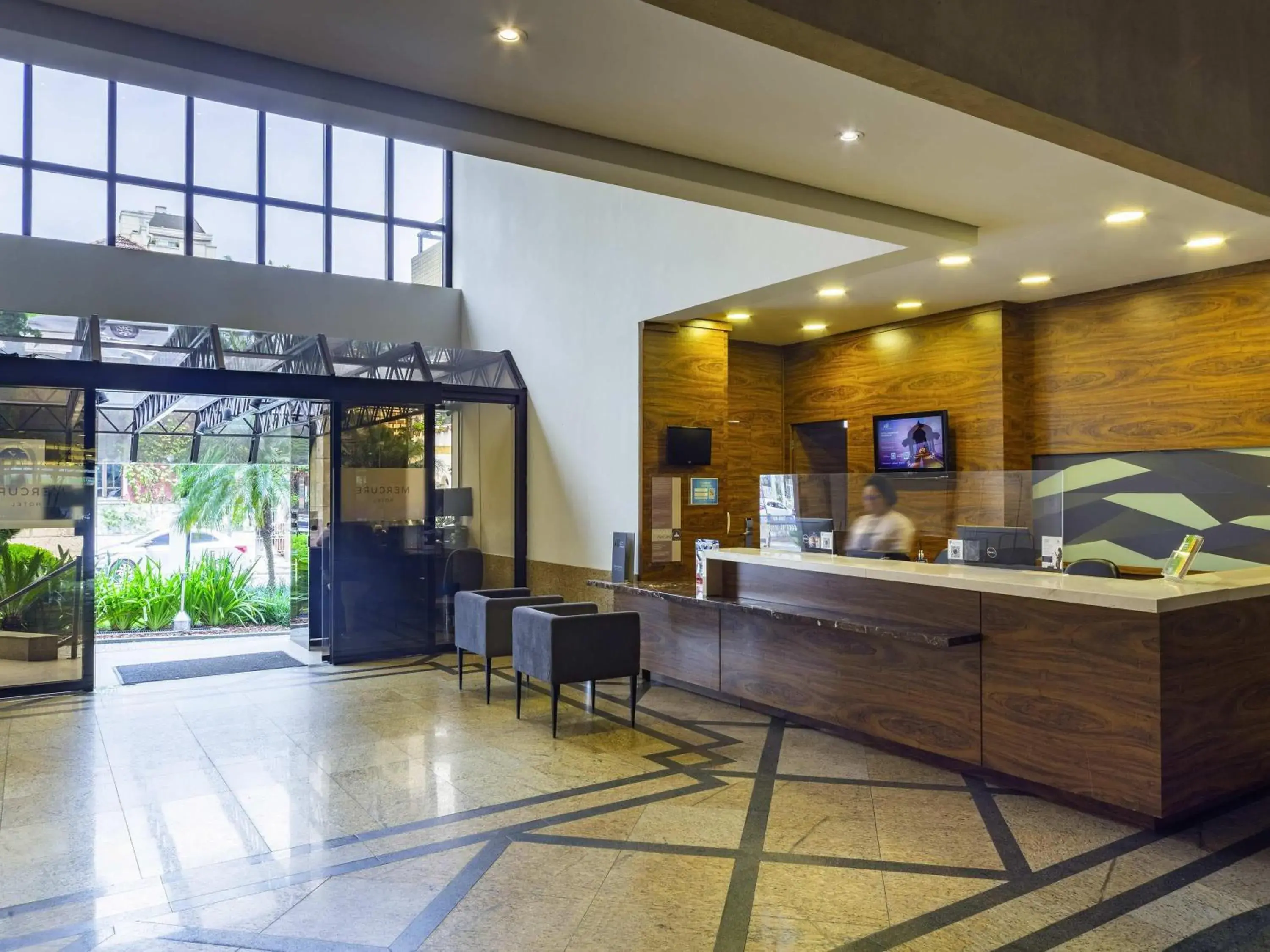 Property building in Mercure Curitiba Golden Property building in Mercure Curitiba Golden