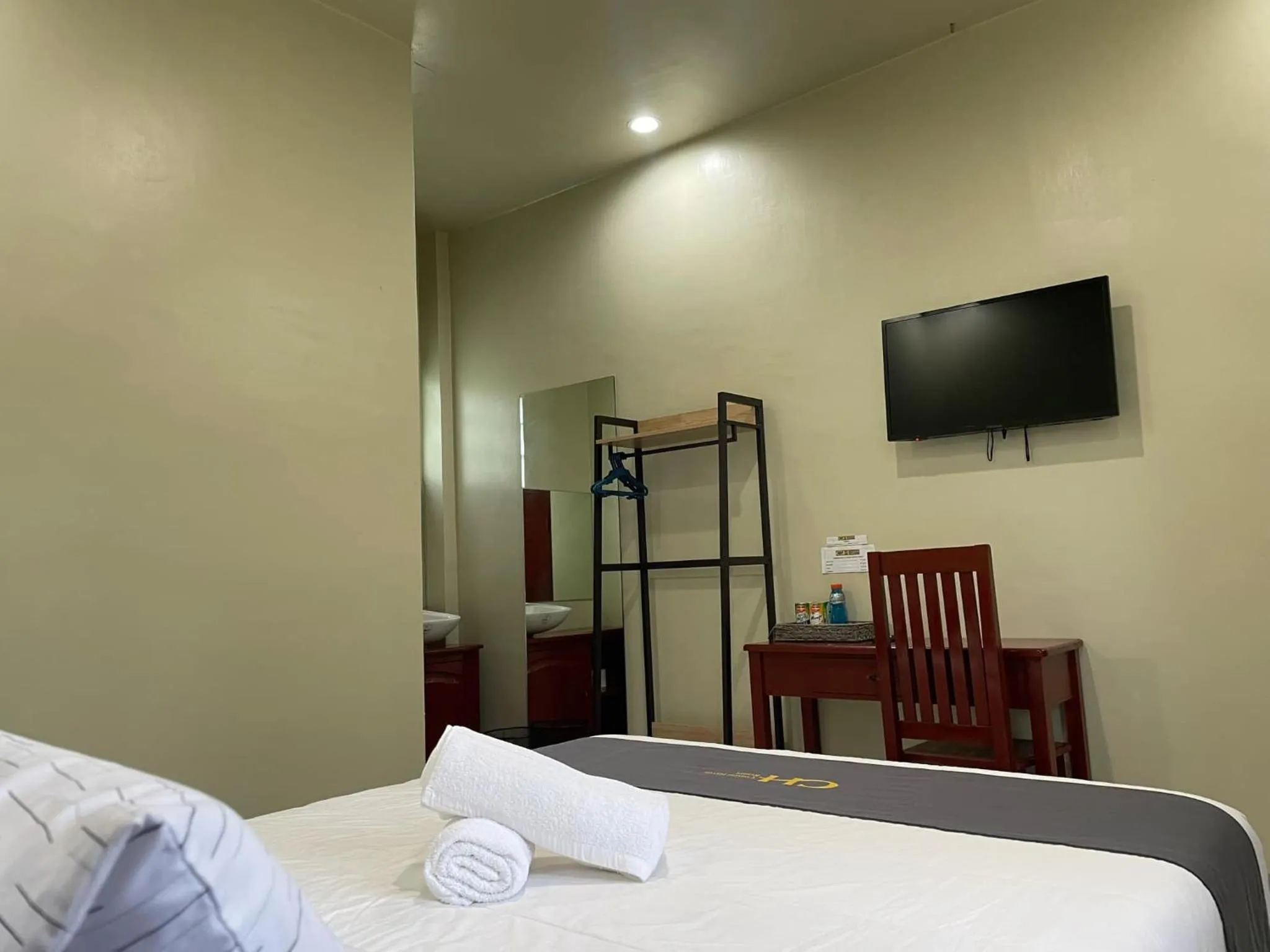 Bedroom, Bed in Coastal Haven Resort