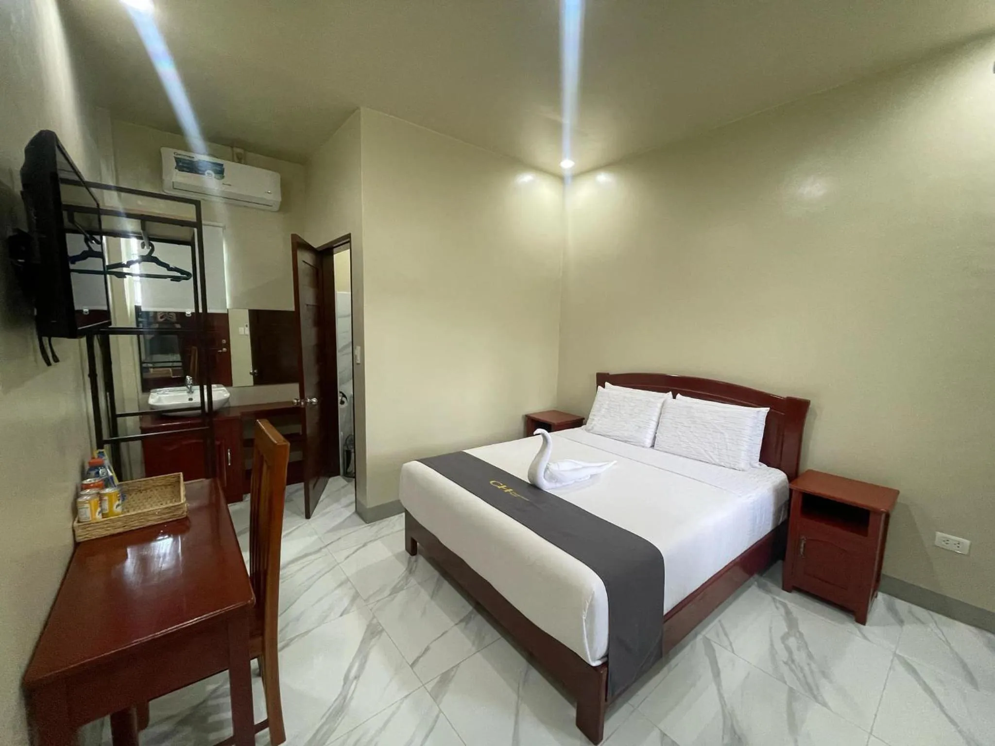 Bedroom, Bed in Coastal Haven Resort