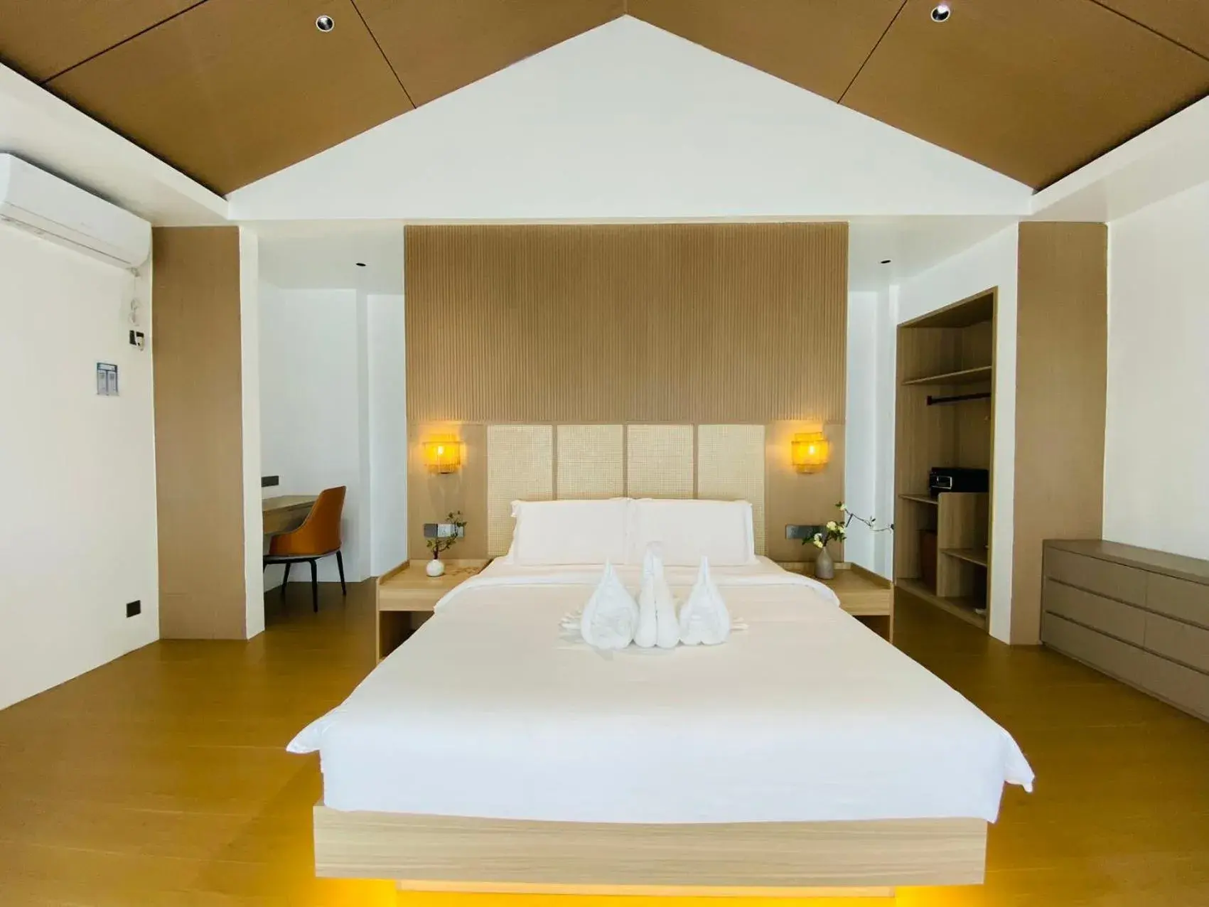 Bedroom, Bed in Willander Resort Bedroom, Bed in Willander Resort