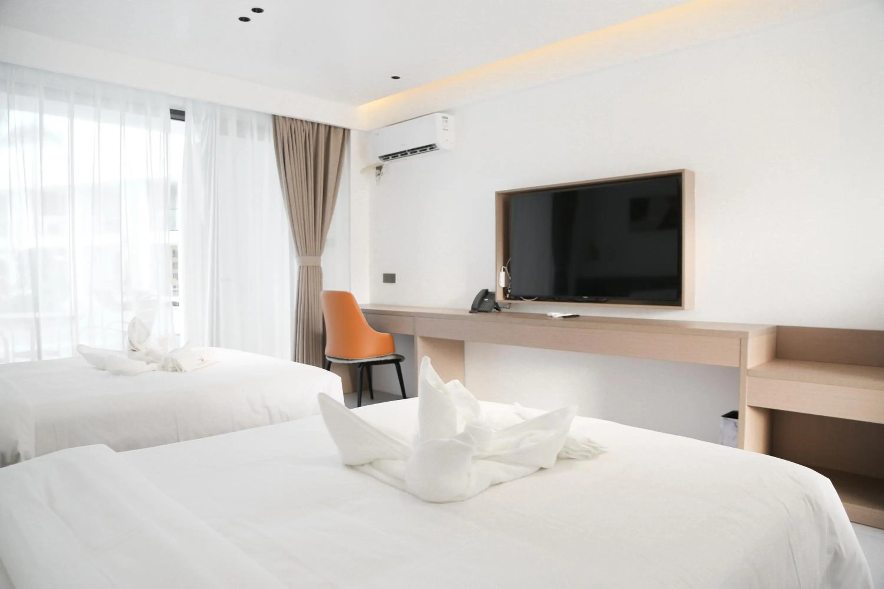 TV and multimedia, Bed in Willander Resort