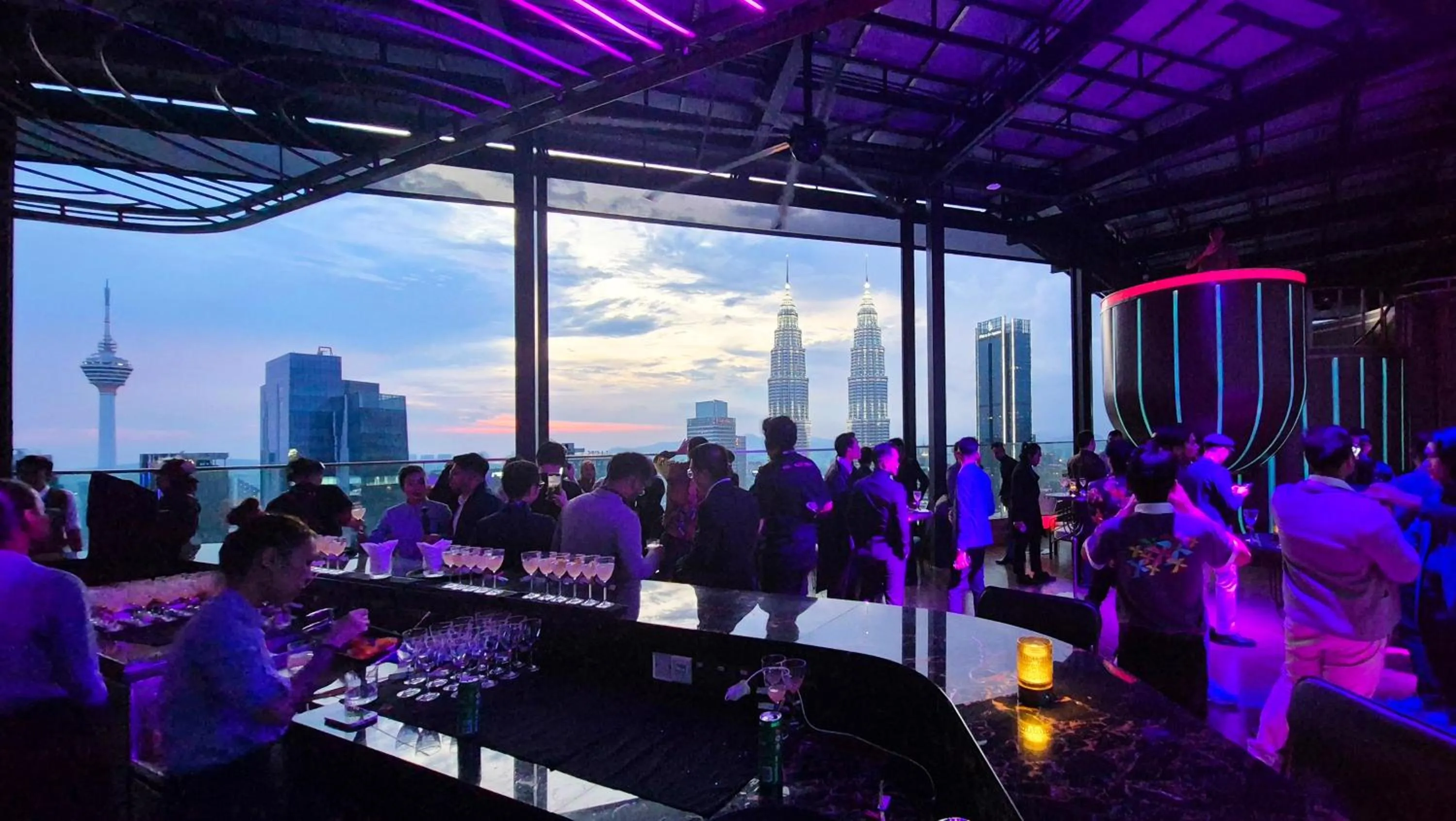 Restaurant/places to eat in Imperial Lexis Kuala Lumpur