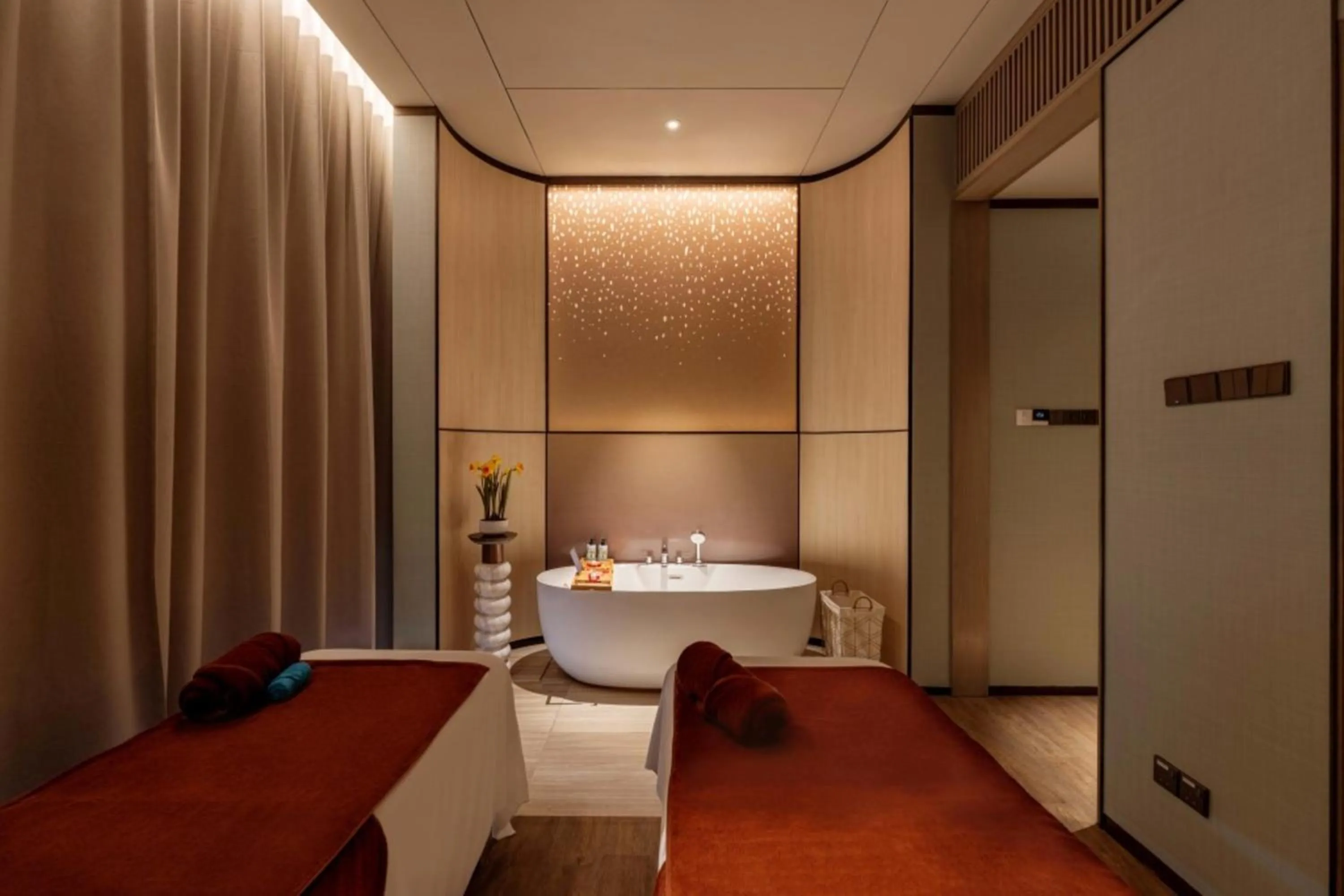 Spa and wellness centre/facilities, Bed in Imperial Lexis Kuala Lumpur