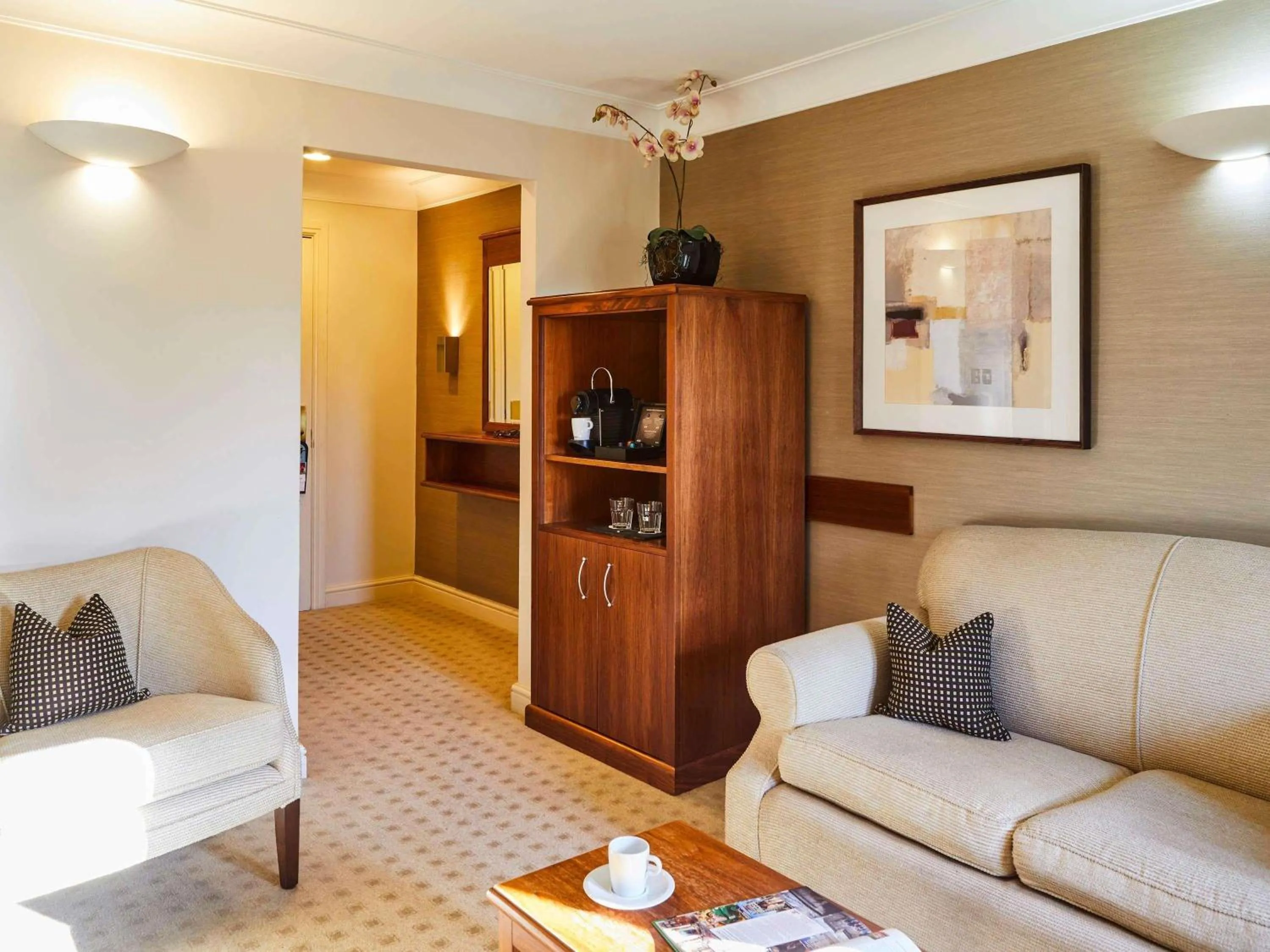 Photo of the whole room in Mercure Barnsley Tankersley Manor Hotel