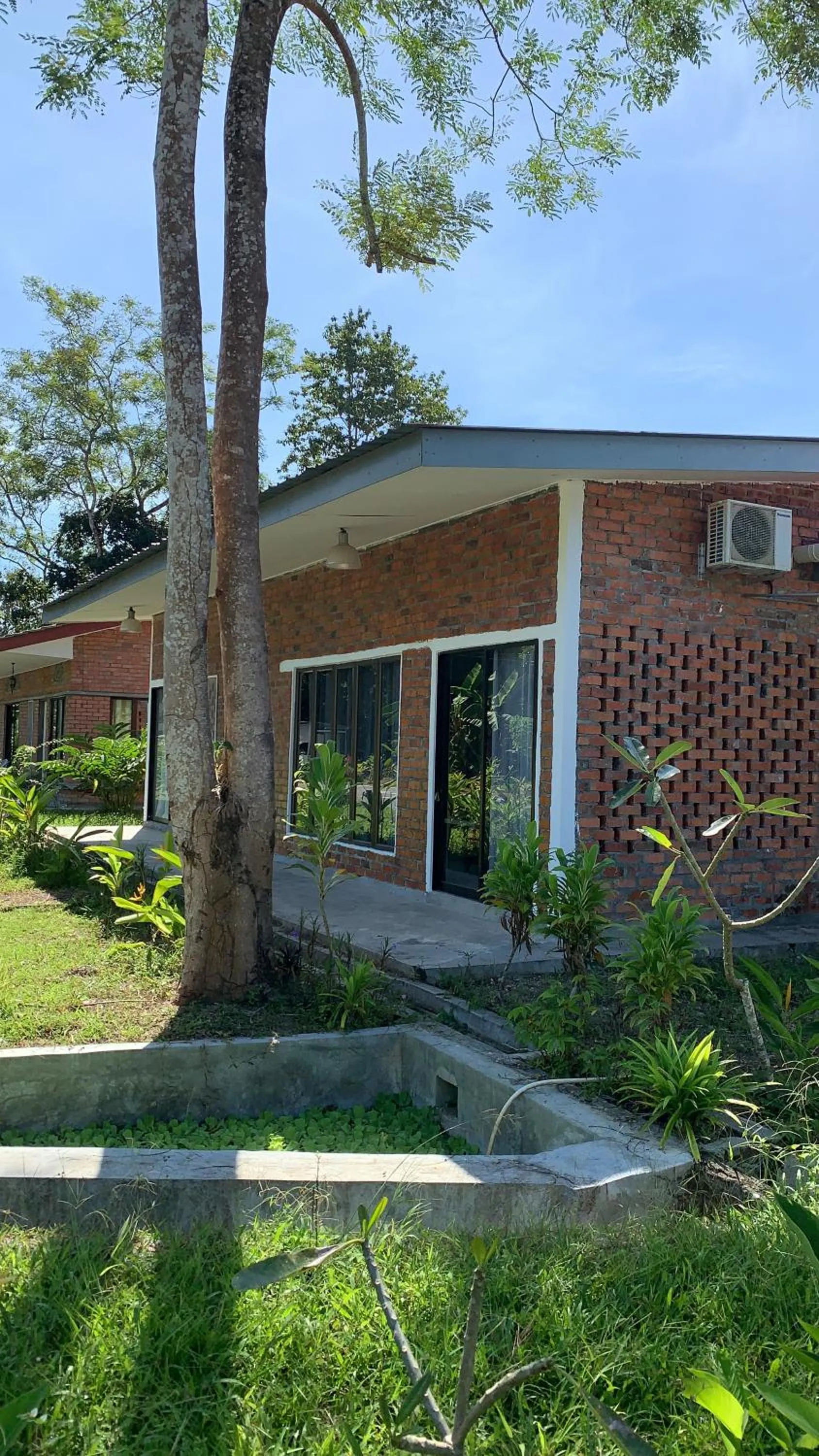 Property building in Rouhi Retreats By Doulos