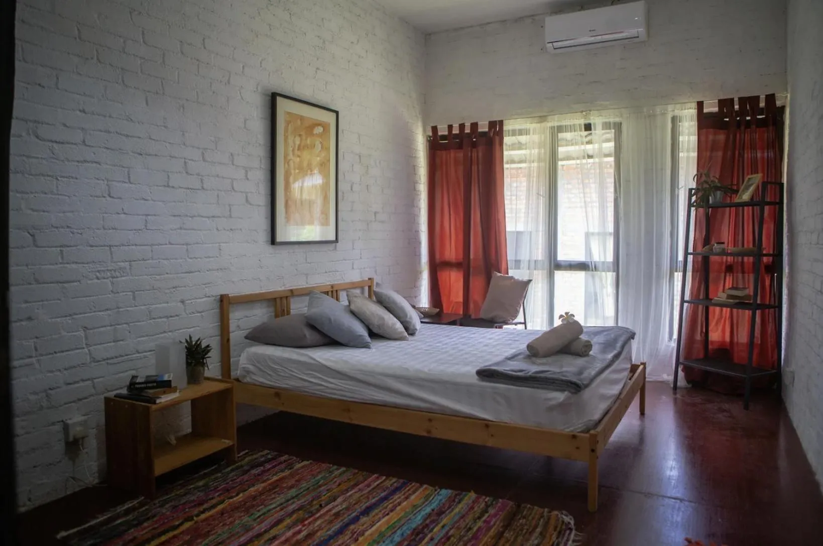 Bed in Rouhi Retreats By Doulos