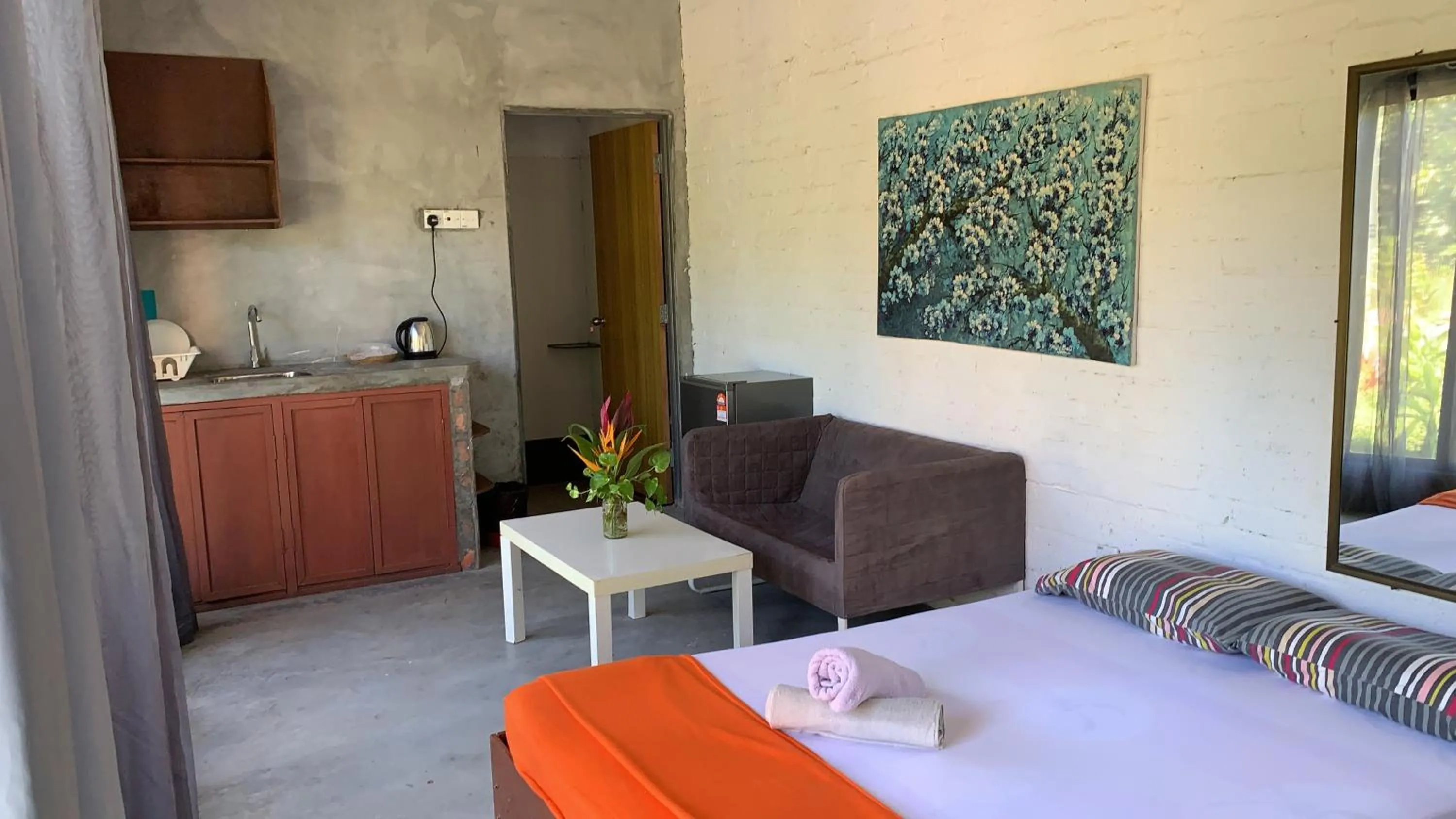 Bed in Rouhi Retreats By Doulos