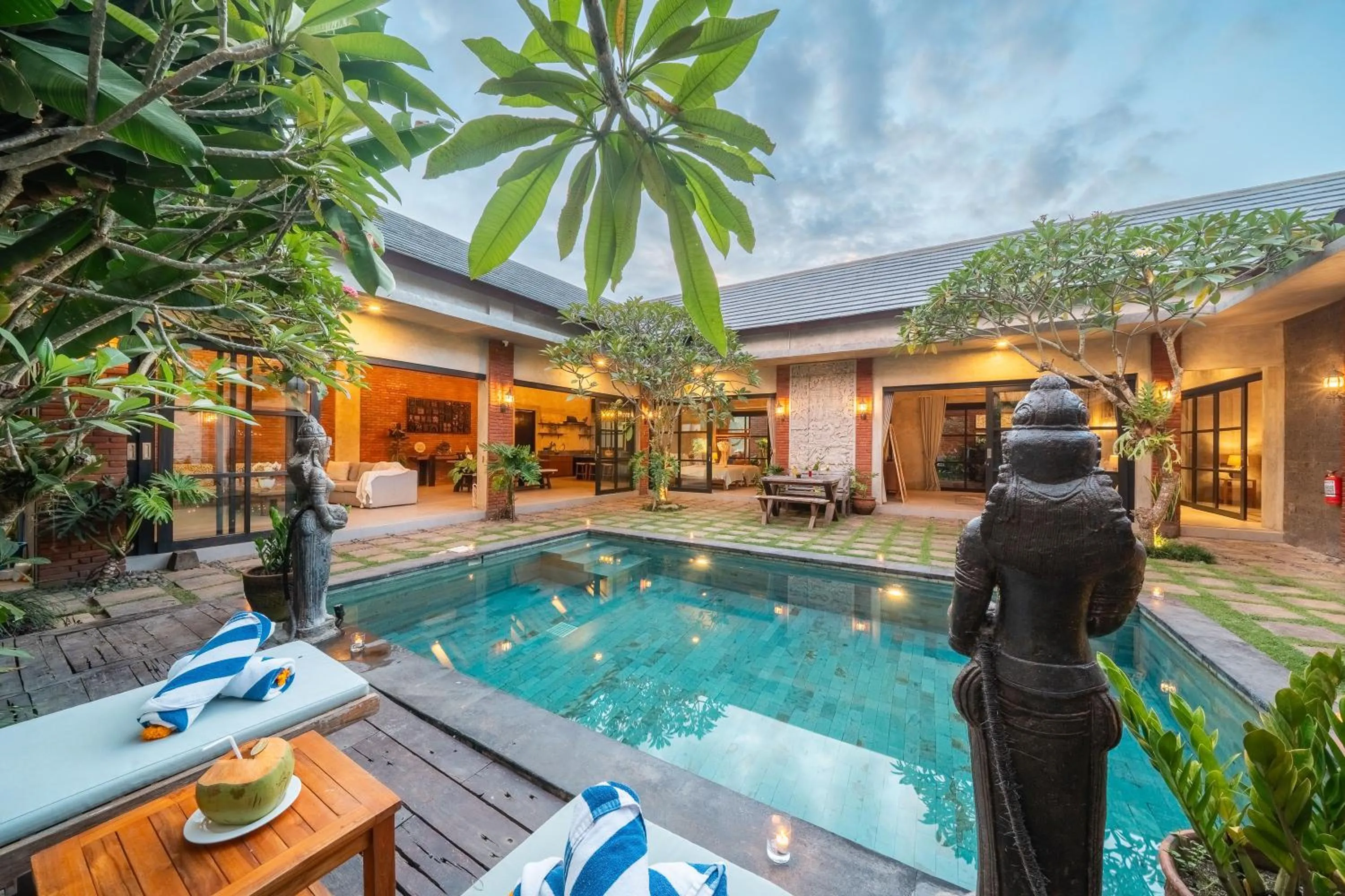 Property building in Villa Jonsu Uluwatu by Nagisa Bali