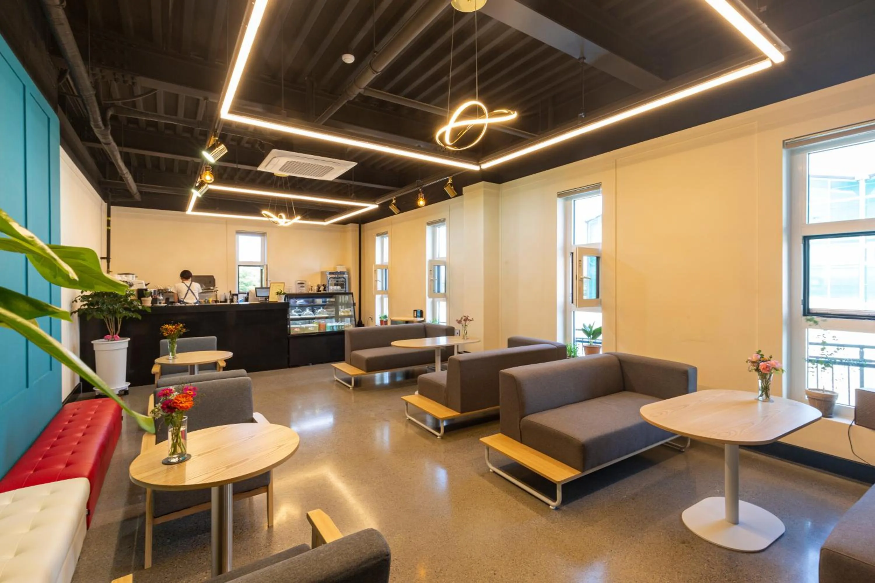 Yeongcheon Auno feliz