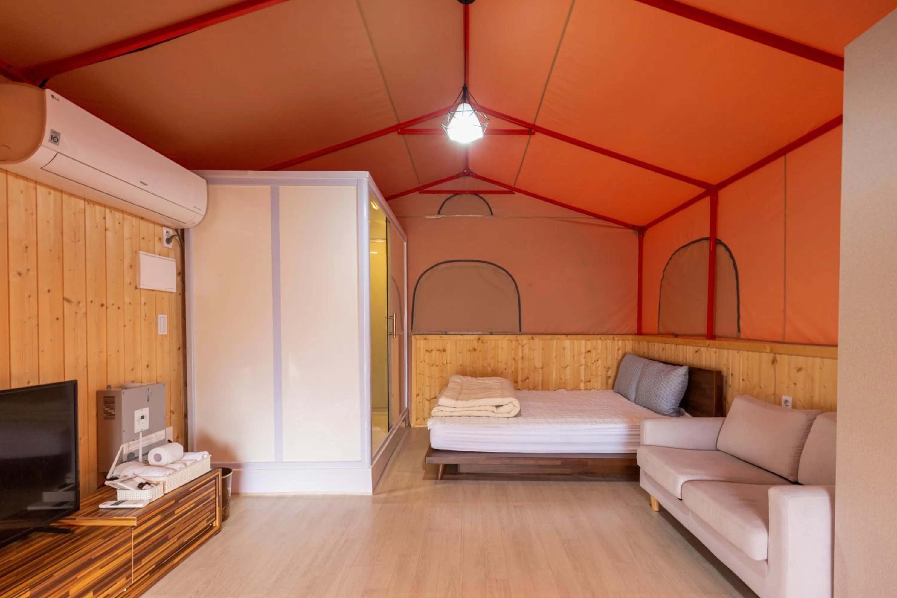 Bed in Yeongcheon Auno feliz