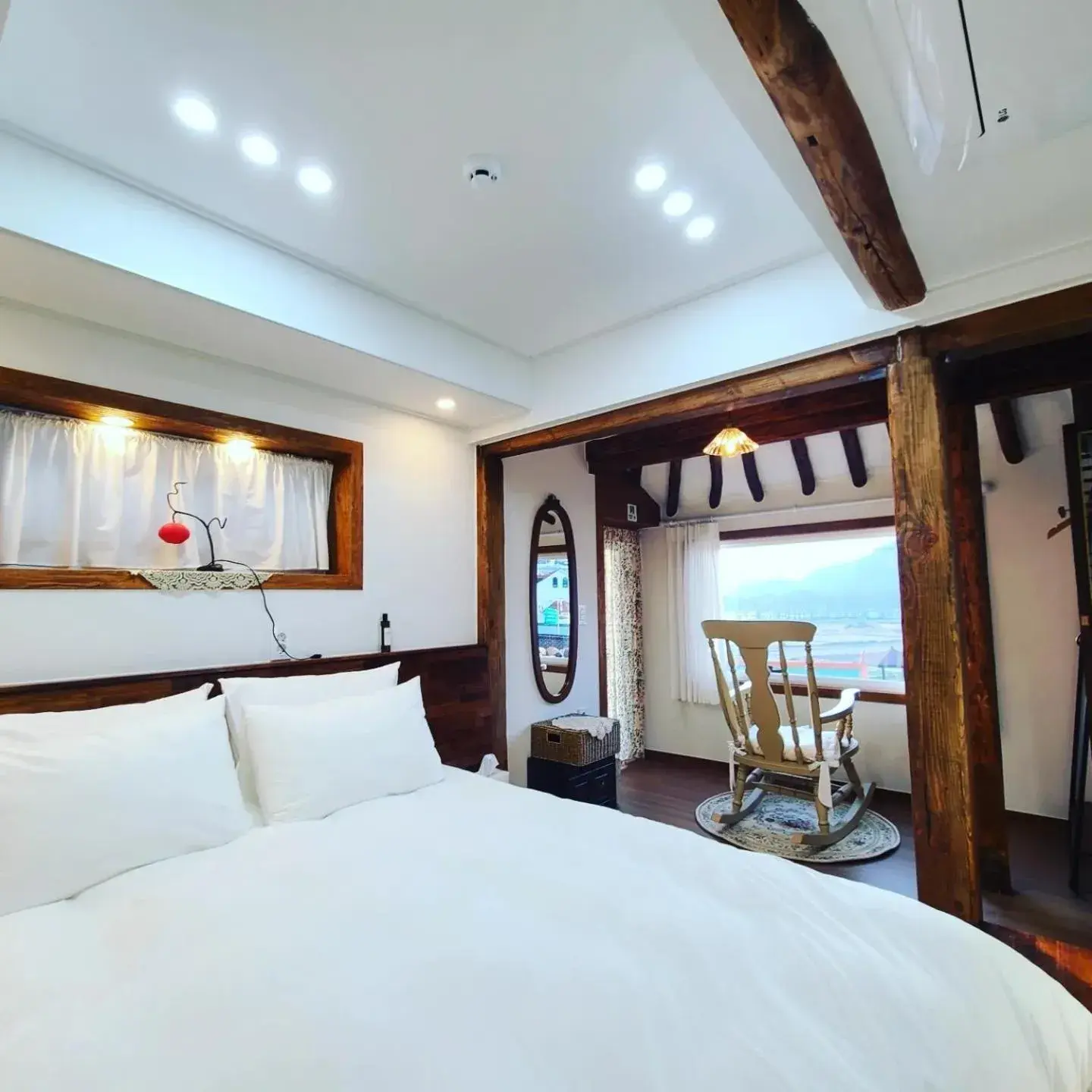 Bed in Namhae Choncangs Bed in Namhae Choncangs